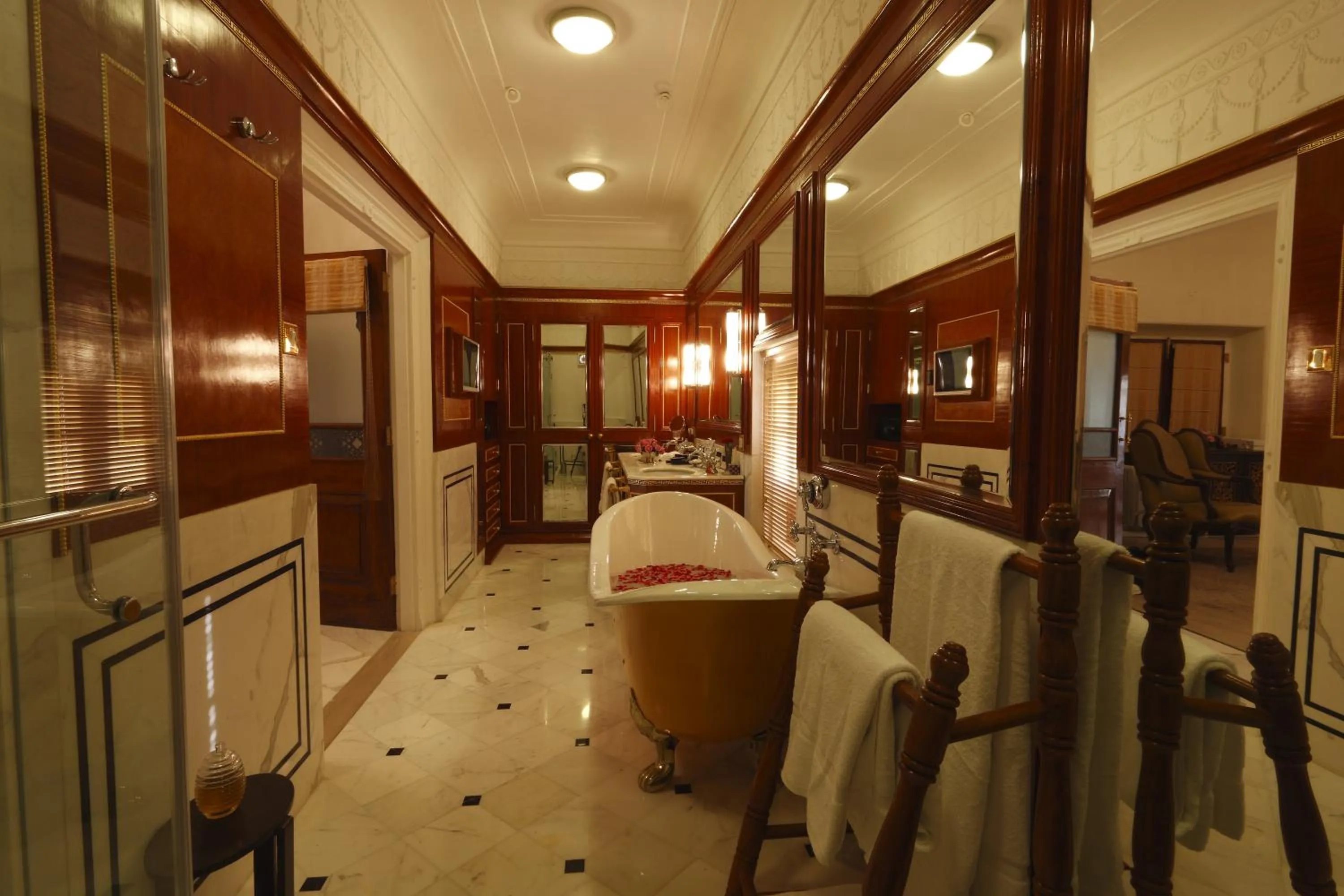 Bathroom in The Raj Palace (Small Luxury Hotels of the World)