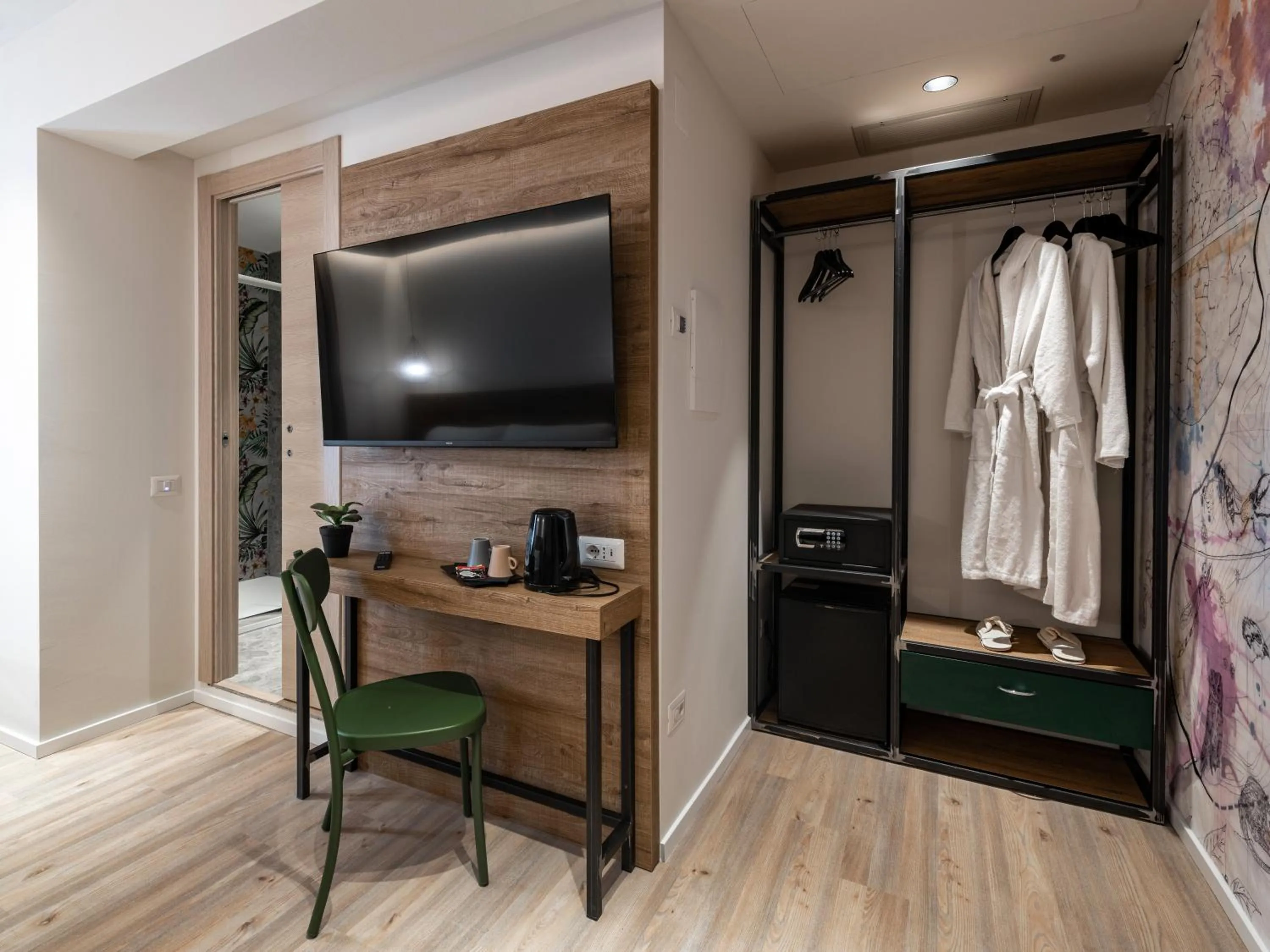 TV and multimedia in Catignano Hotel