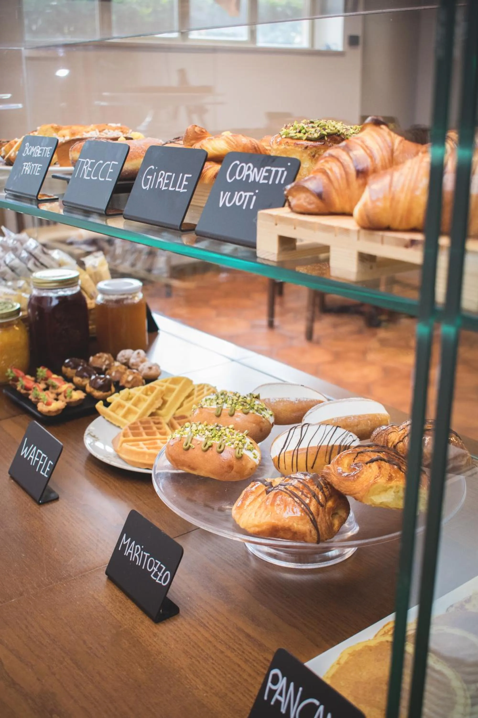 Food in Catignano Hotel