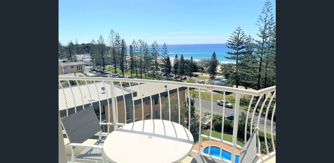 Burleigh Surf Apartments