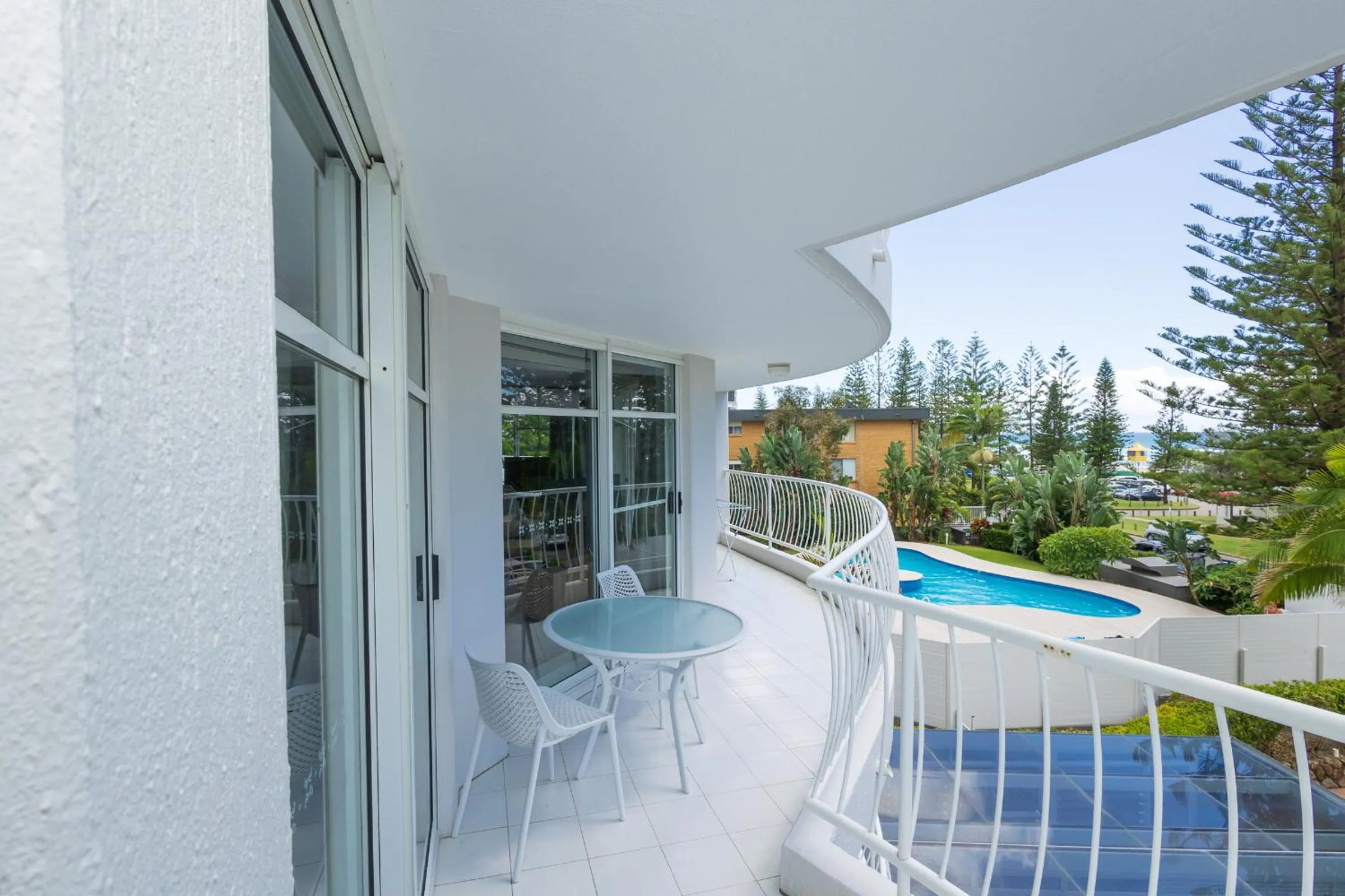 Burleigh Surf Apartments