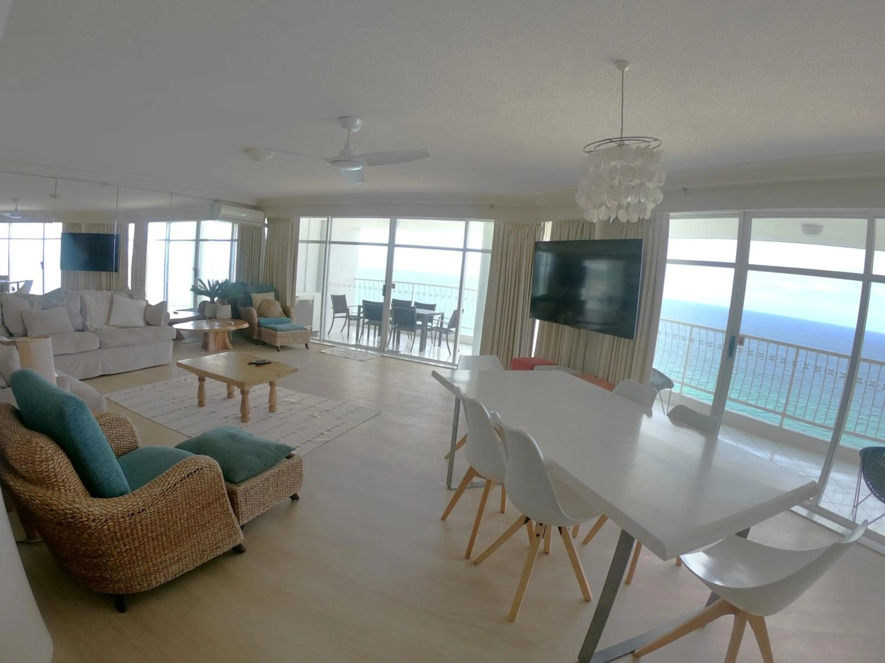 Burleigh Surf Apartments