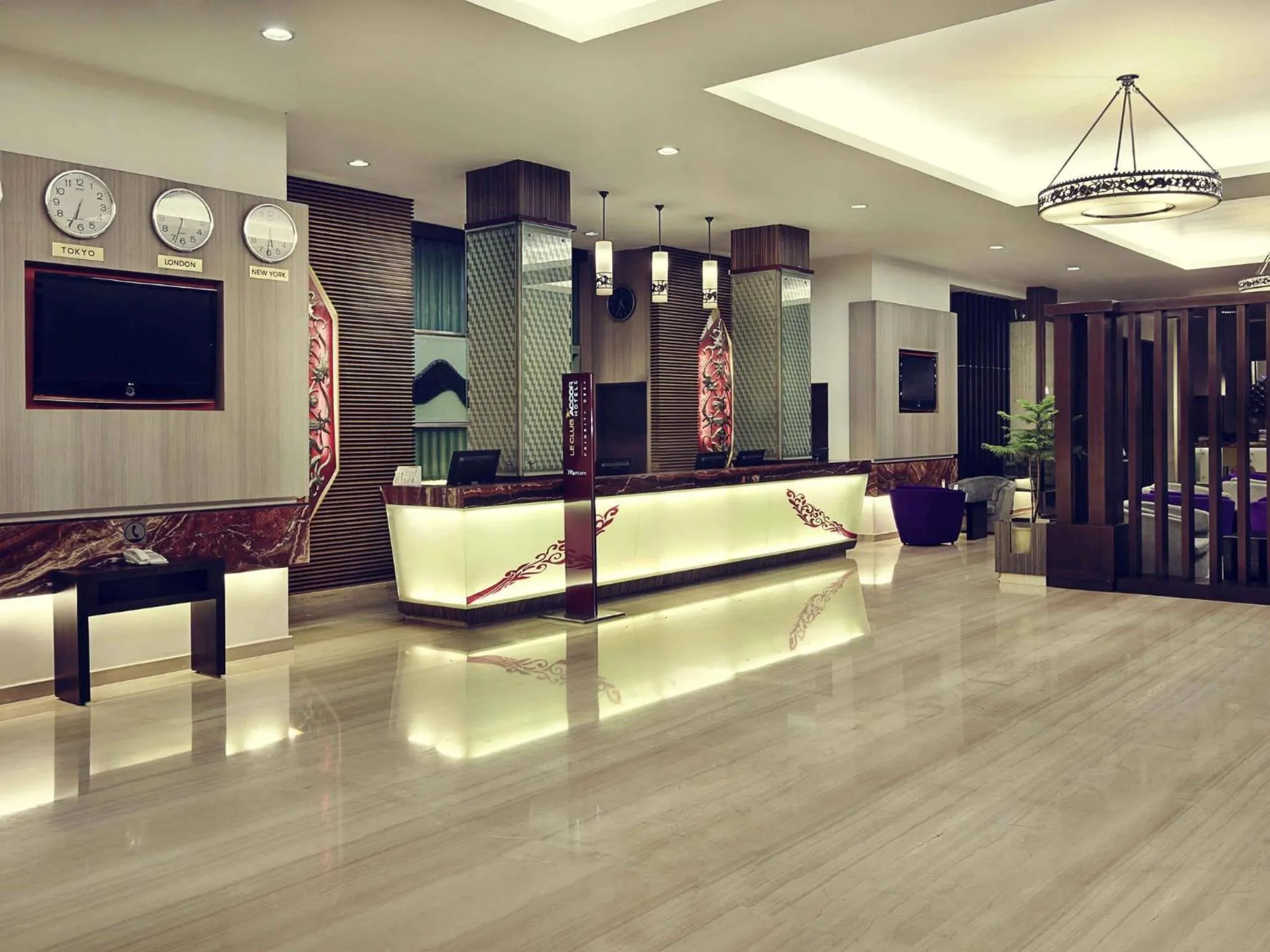 Property building in Mercure Pontianak City Center