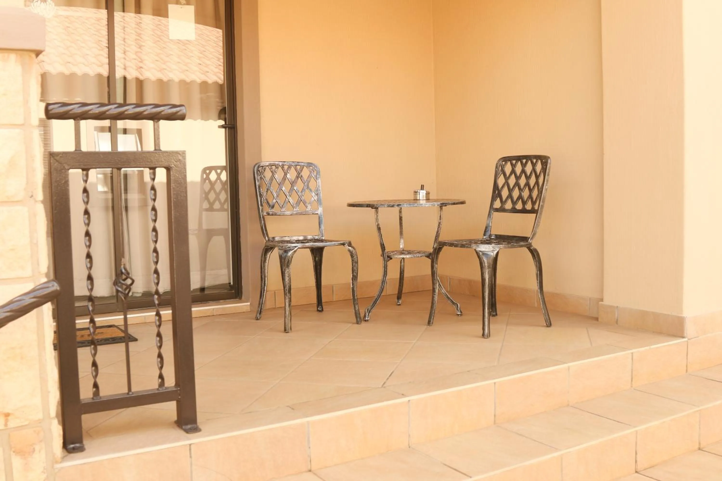 Patio in Heidelberg Kloof Lodge