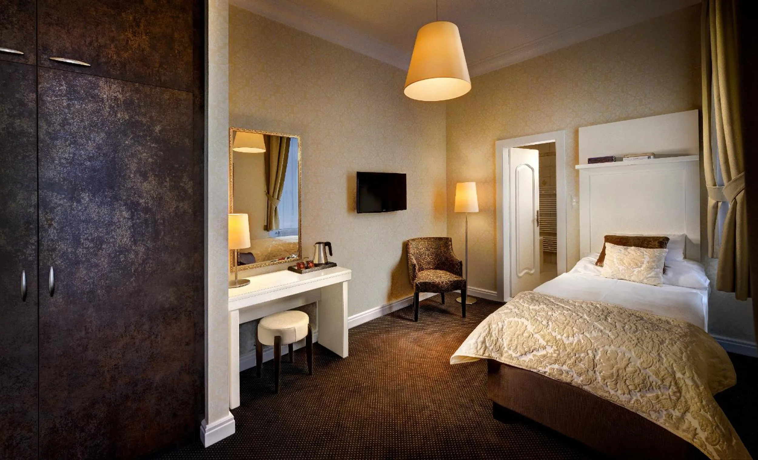 Photo of the whole room, Bed in Grand hotel Starý Smokovec