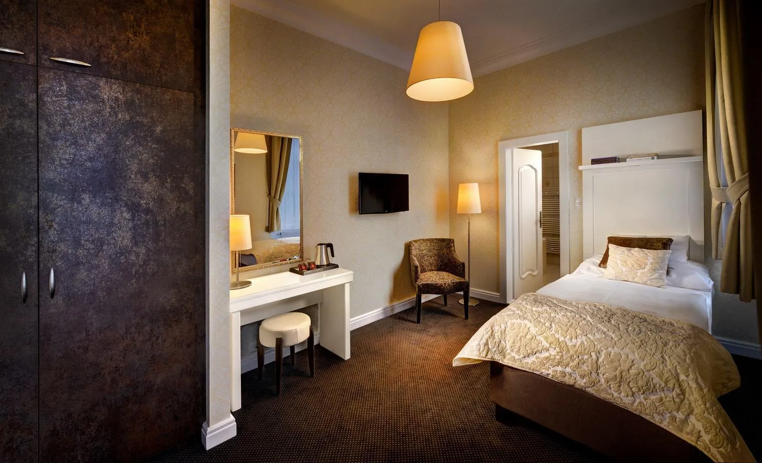 Bed in Grand hotel Starý Smokovec