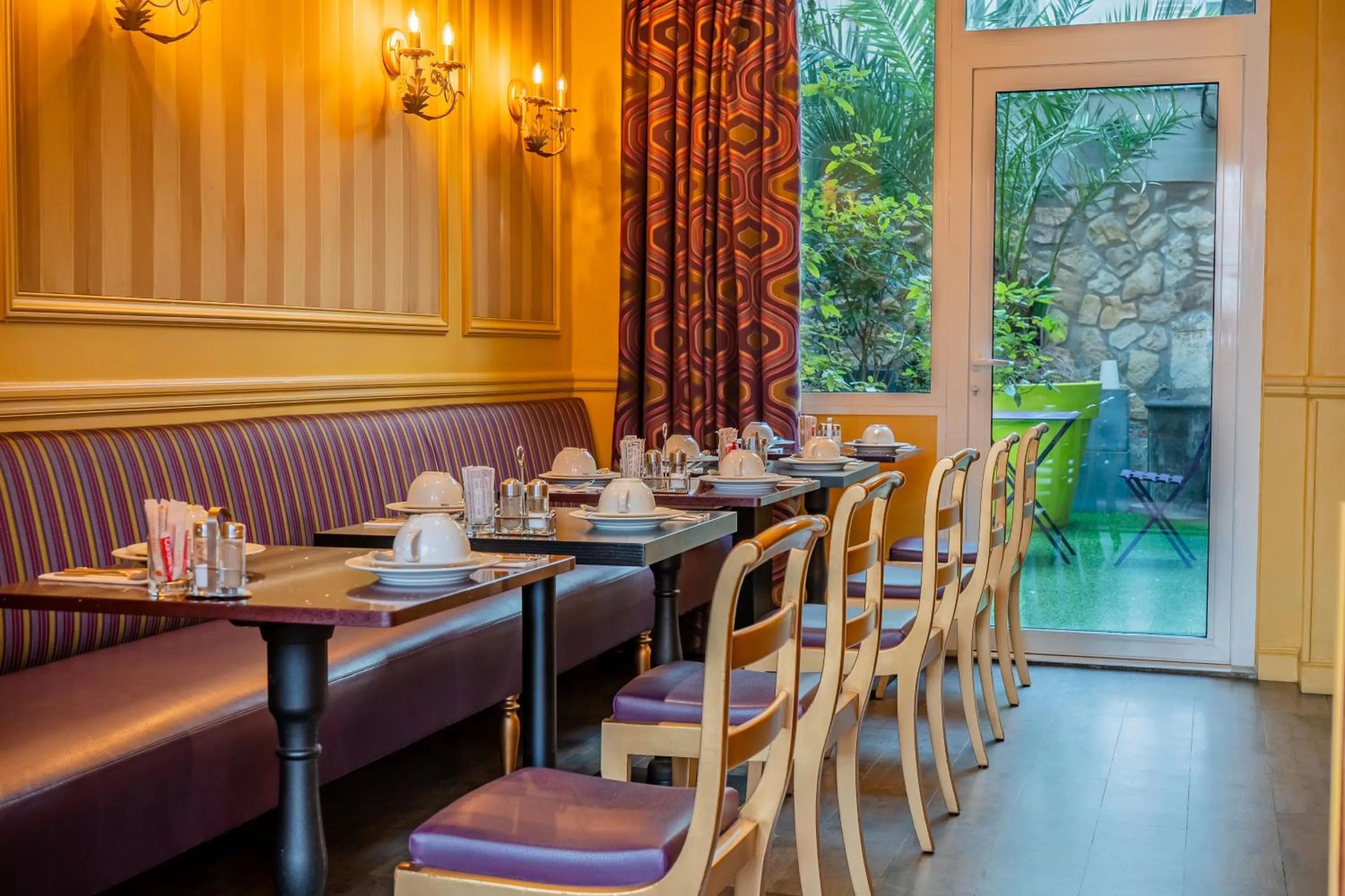 Hotel de L'Empereur by Malone