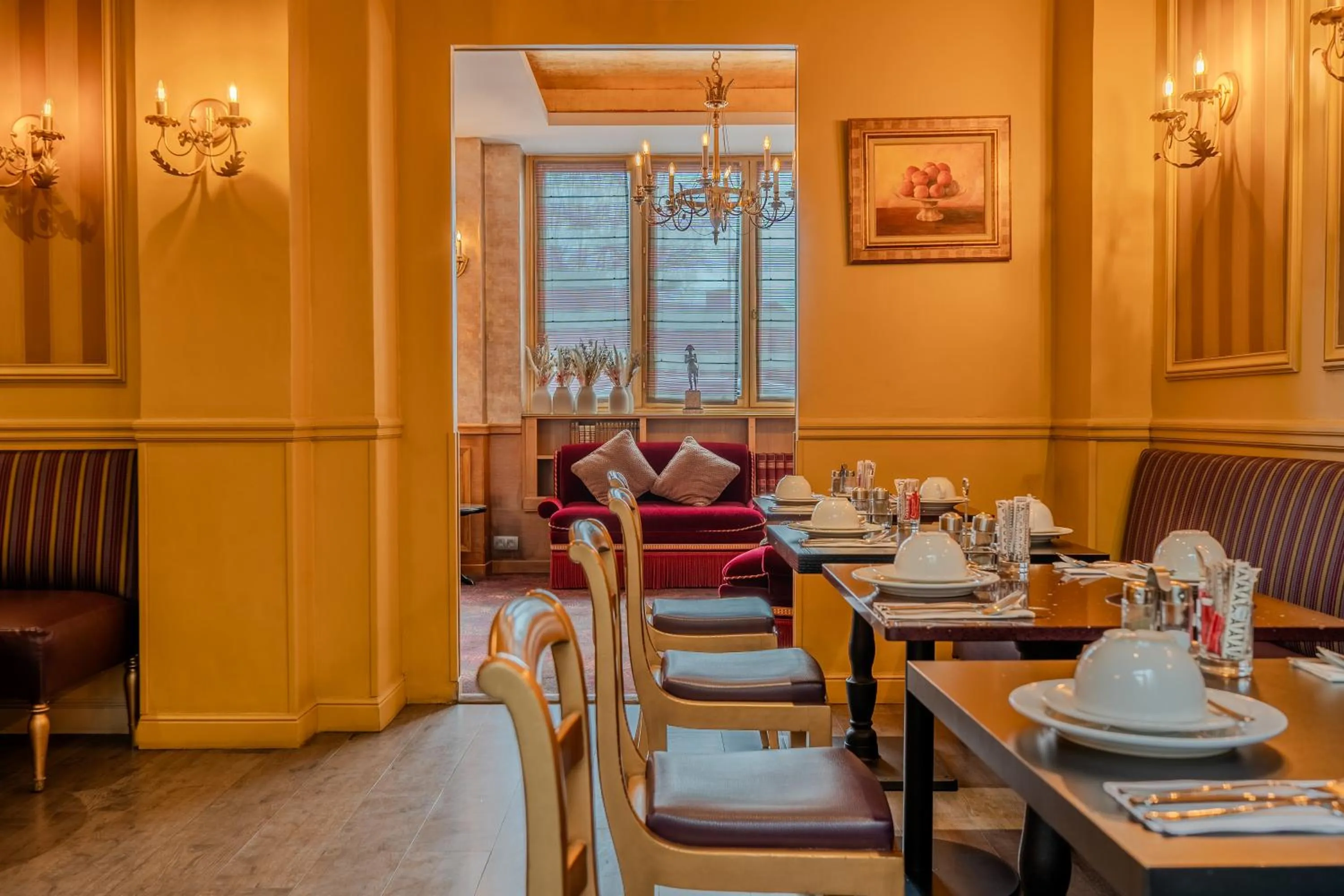 Hotel de L'Empereur by Malone