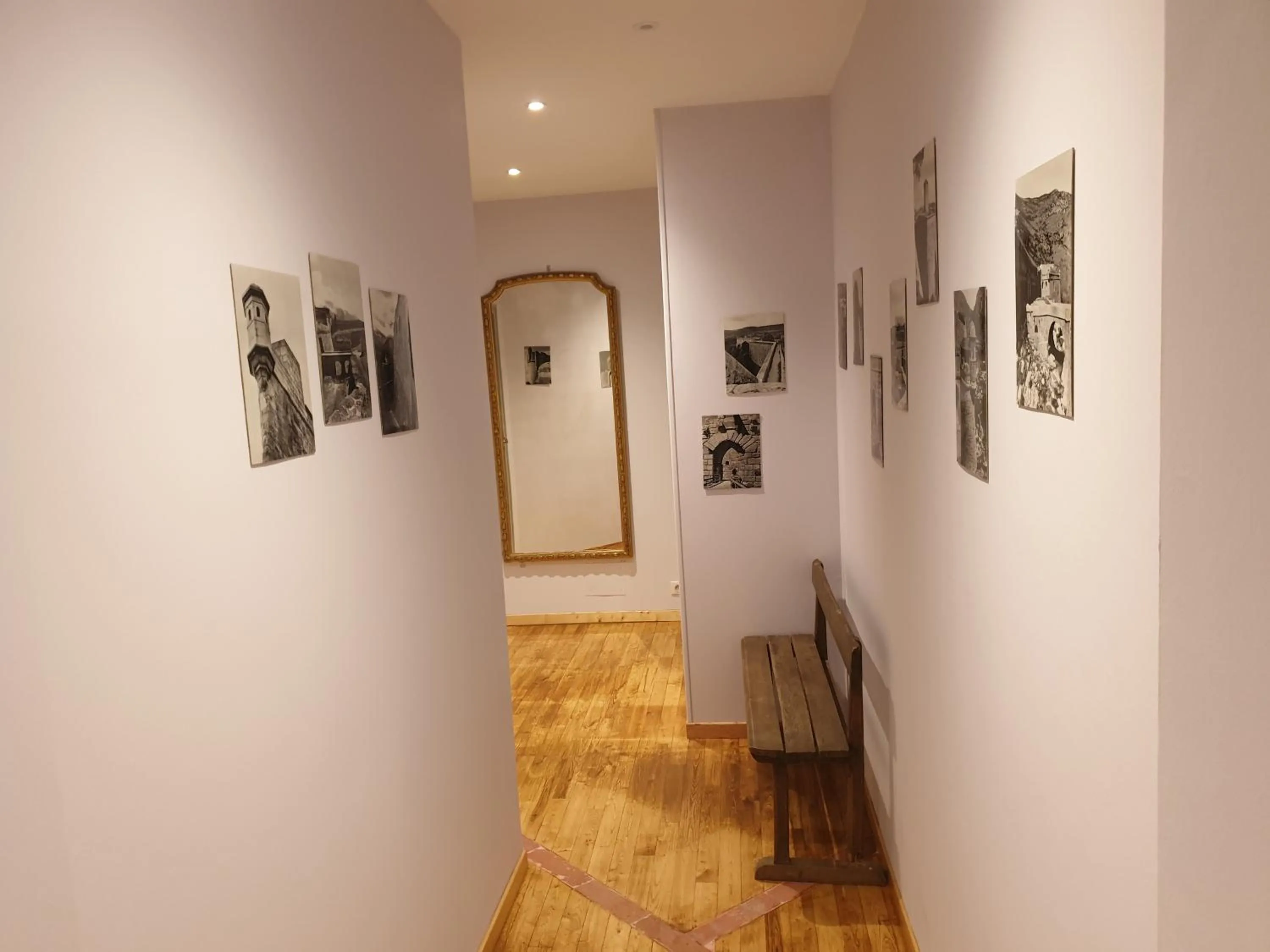 Decorative detail in Logis Domaine de Peyrolade