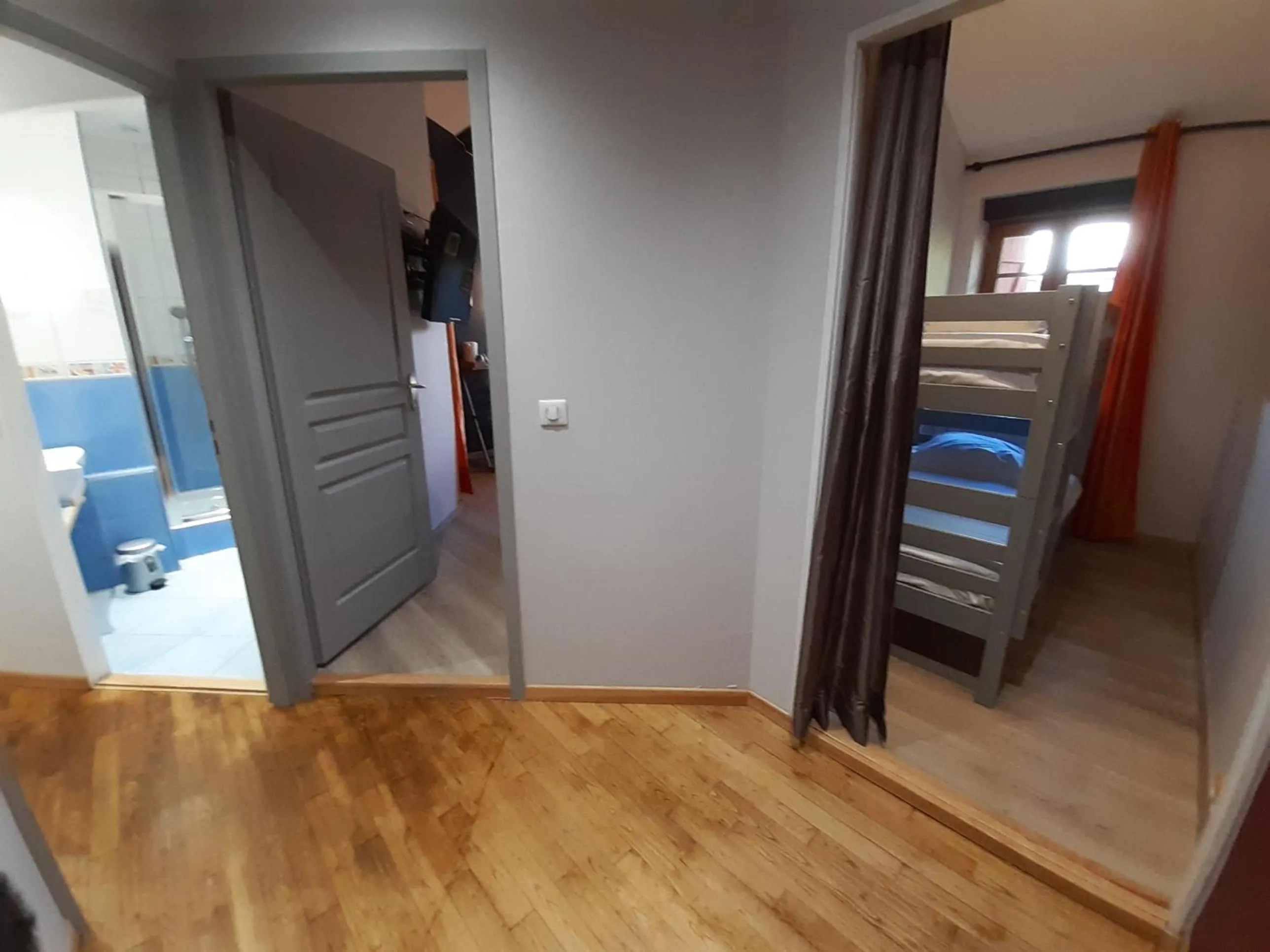 Photo of the whole room, Bed in Logis Domaine de Peyrolade