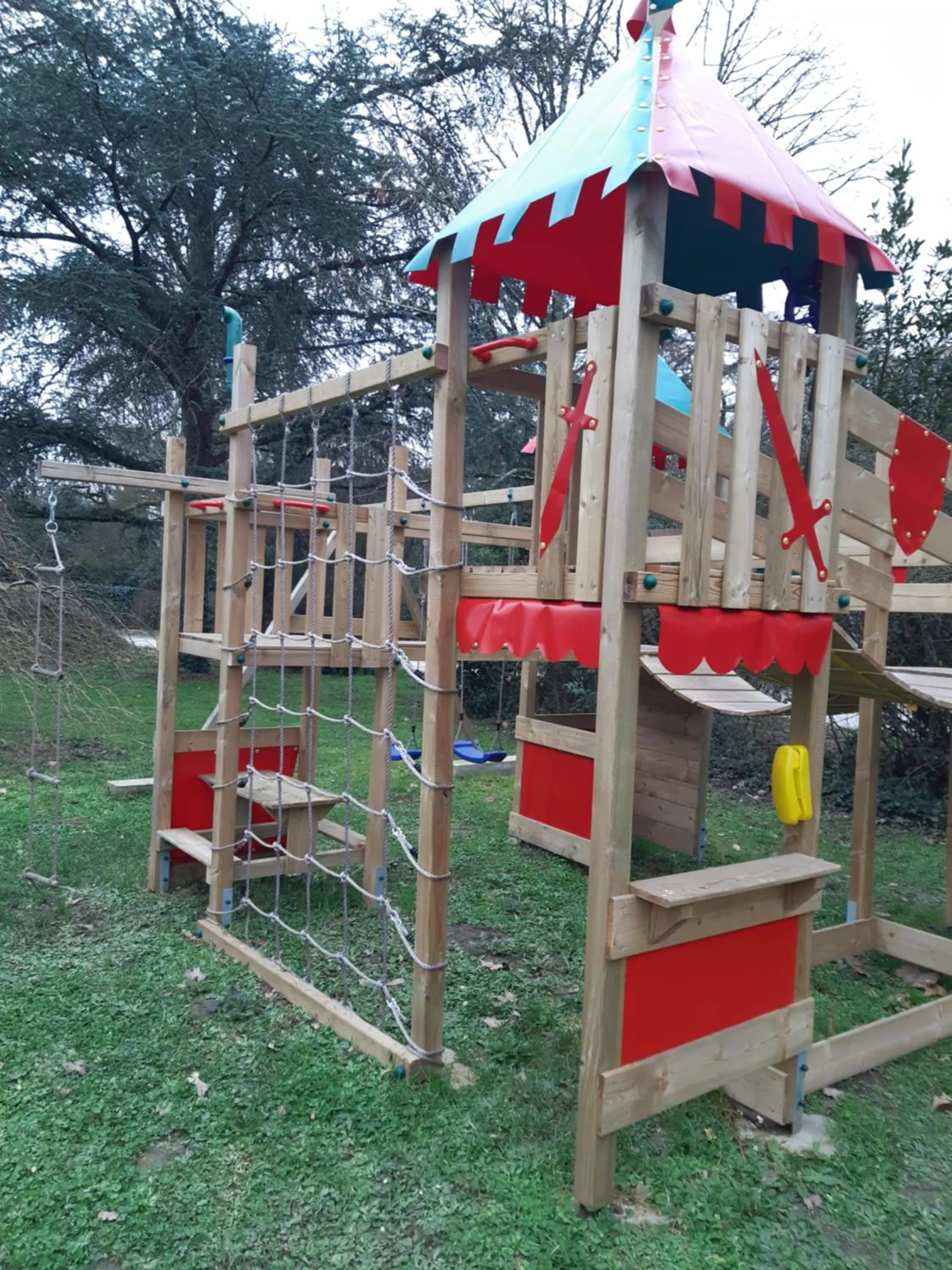 Children play ground in Logis Domaine de Peyrolade