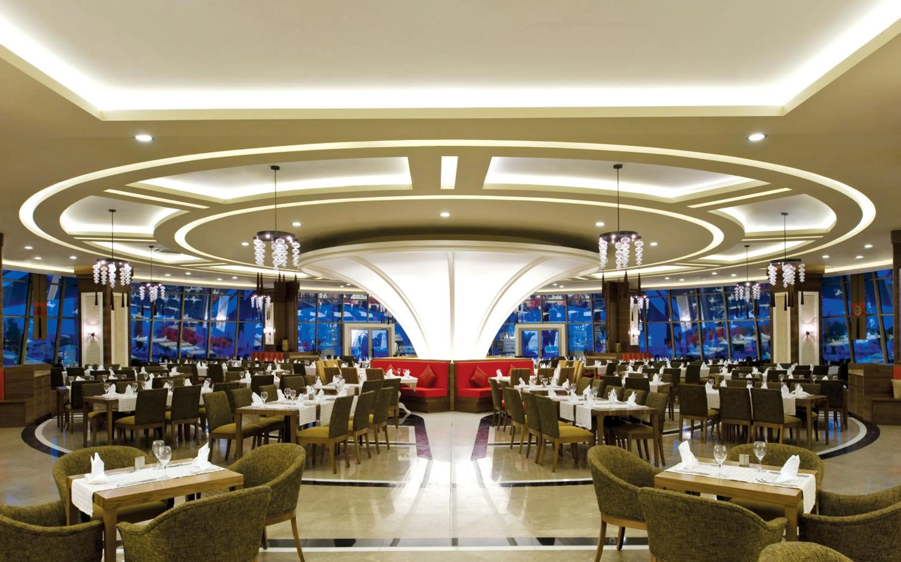 Restaurant/places to eat in Paloma Pasha