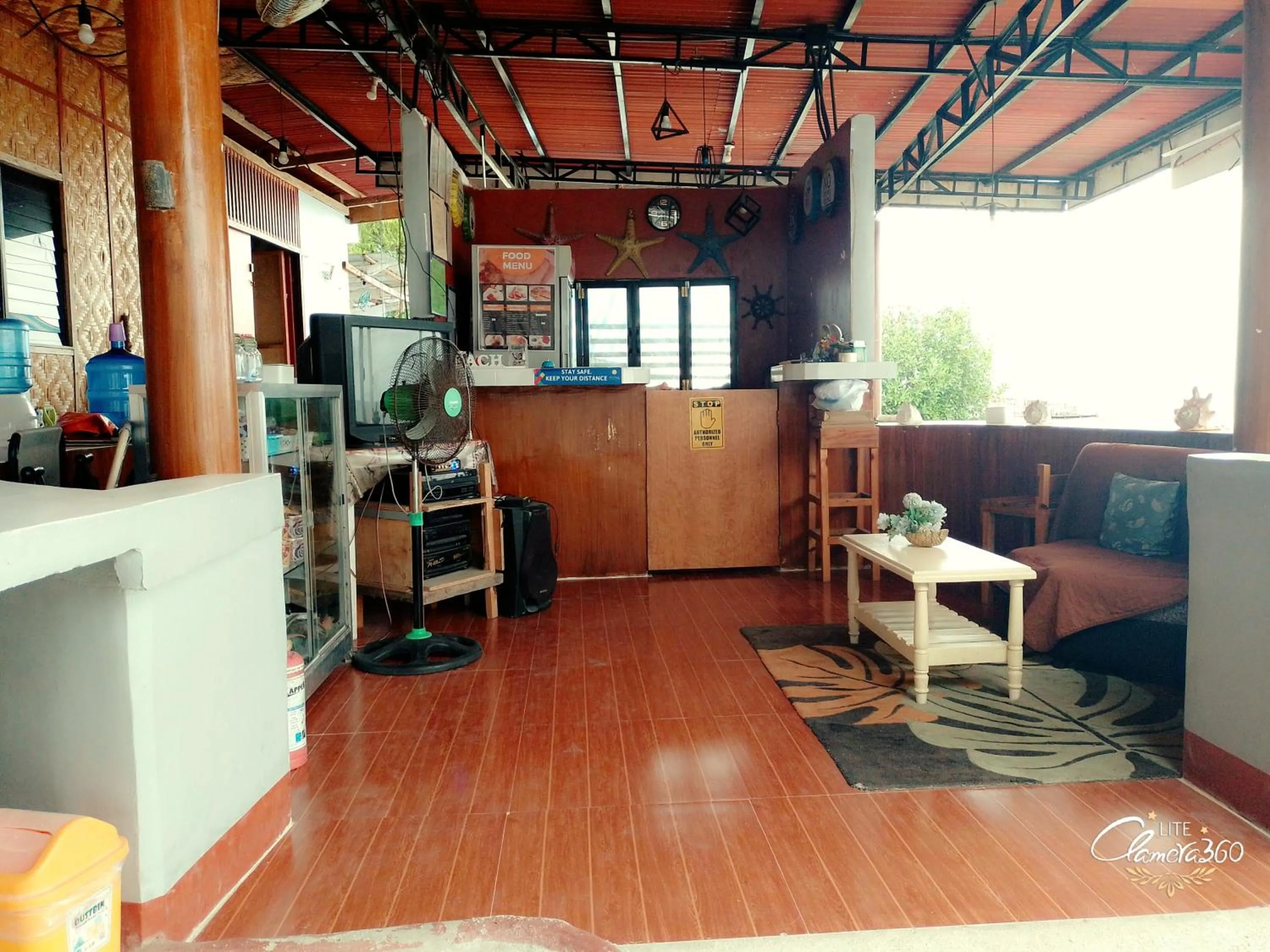 Angler's Hub & Resort Oslob