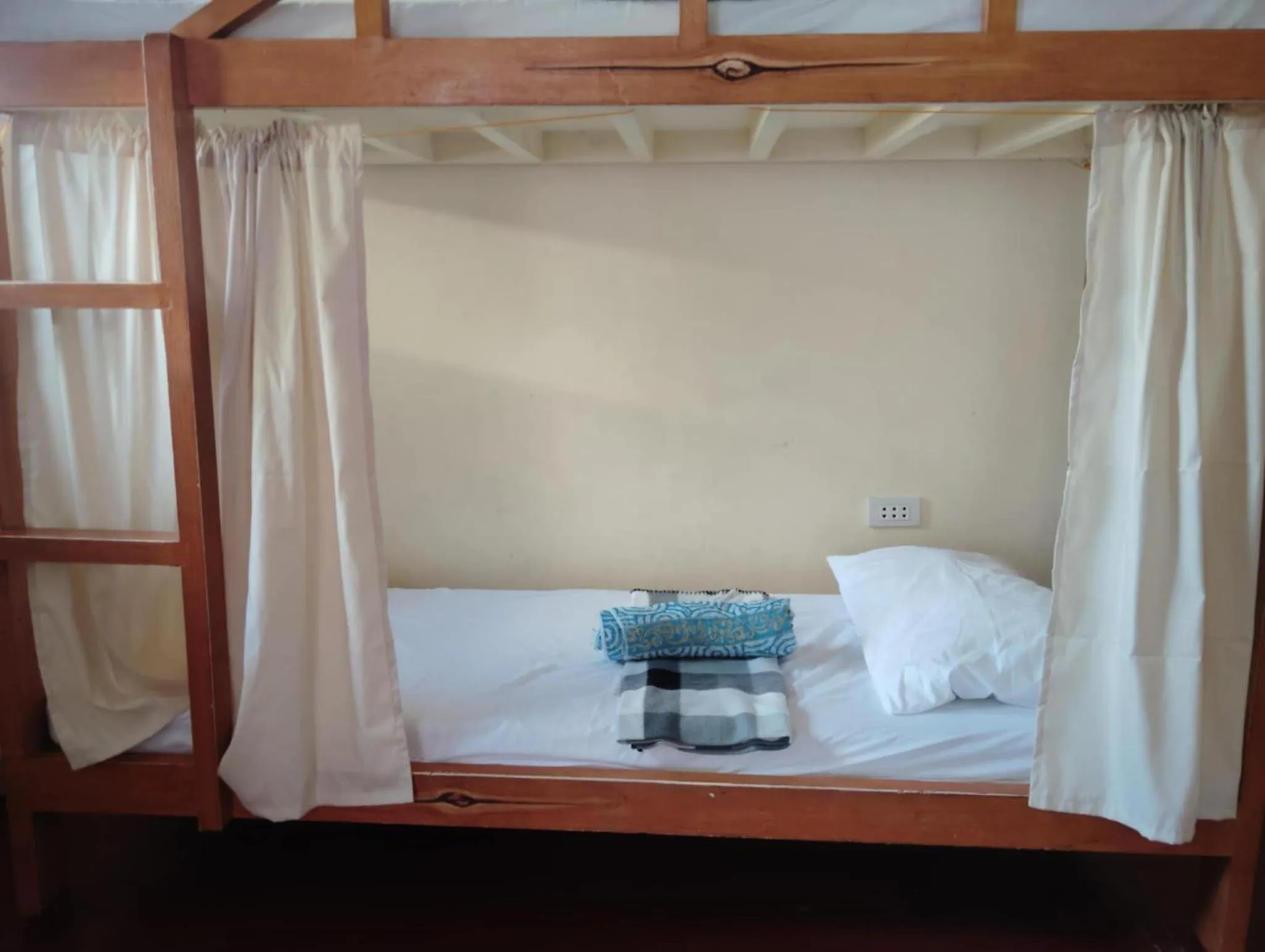Bed in Angler's Hub & Resort Oslob