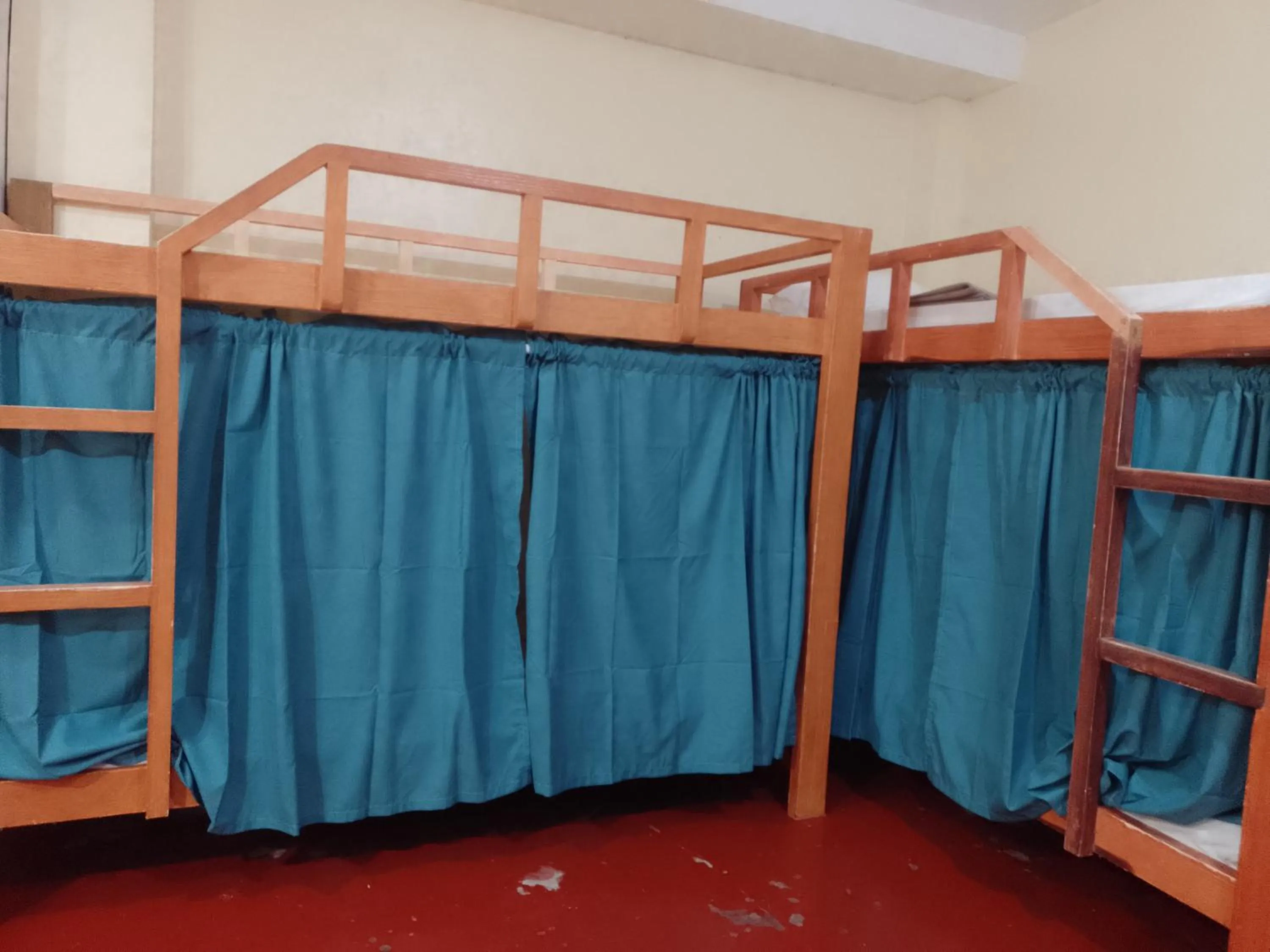 Bed in Angler's Hub & Resort Oslob