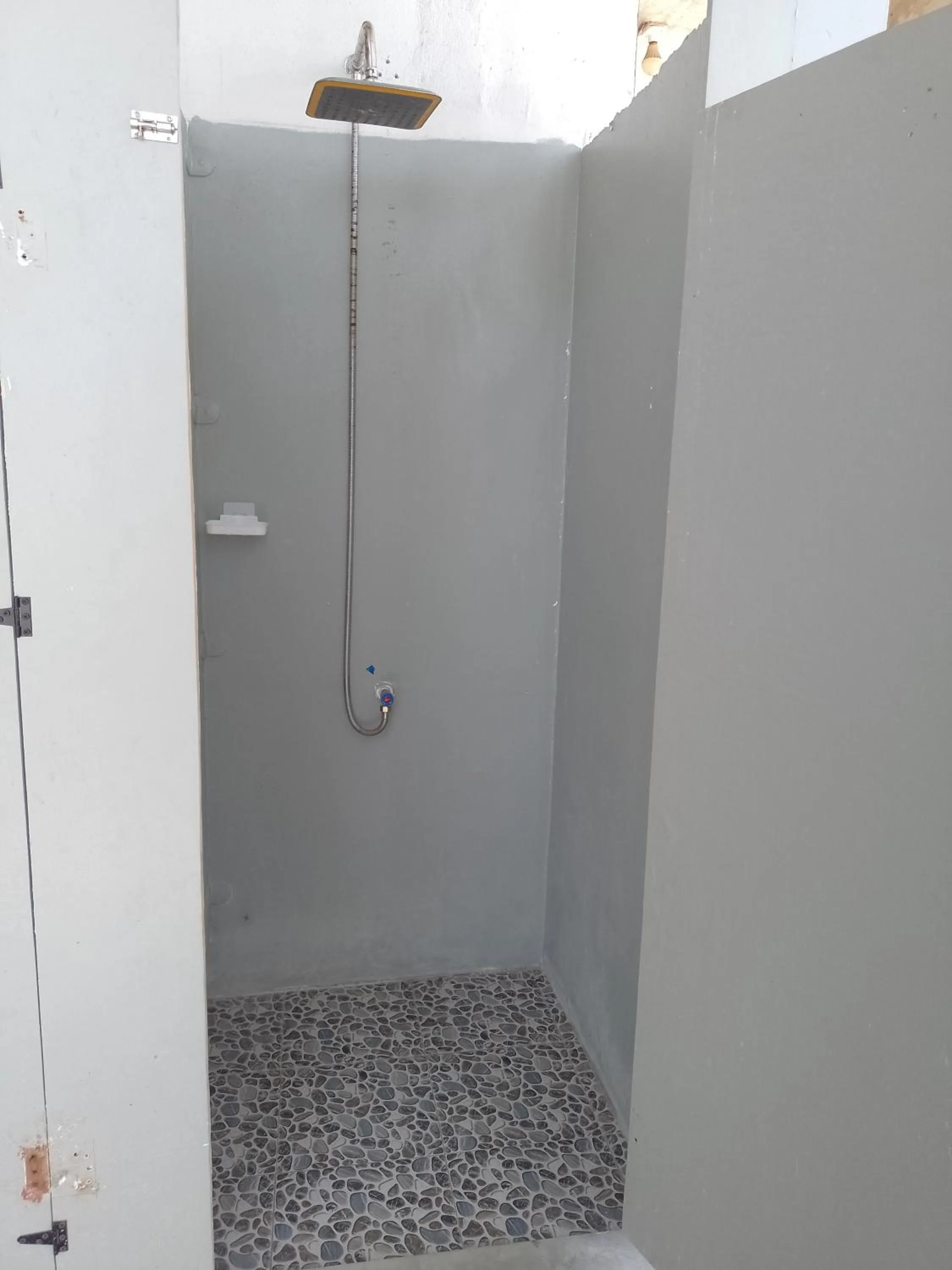 Angler's Hub & Resort Oslob