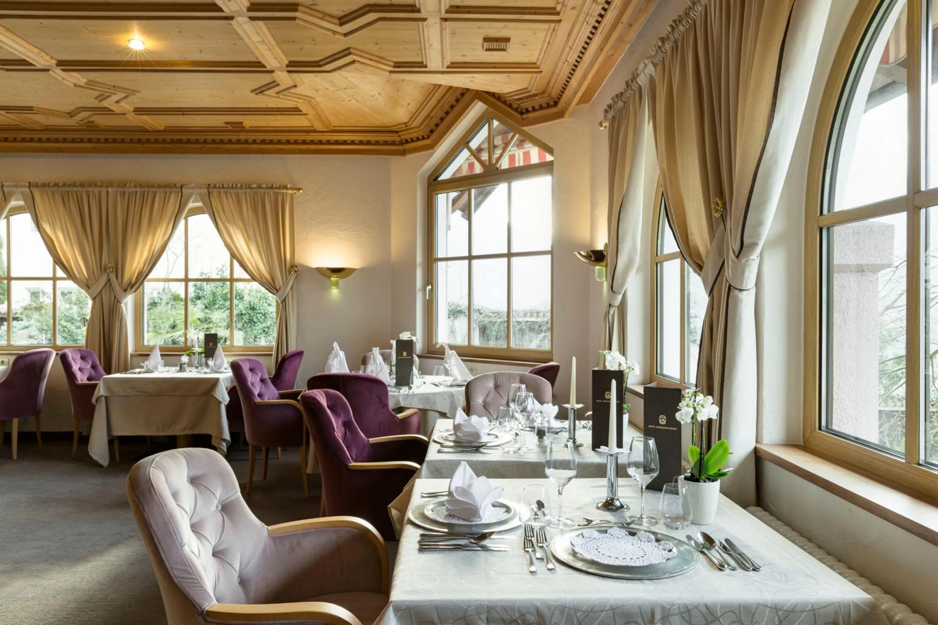 Restaurant/places to eat in Hotel Burggräflerhof