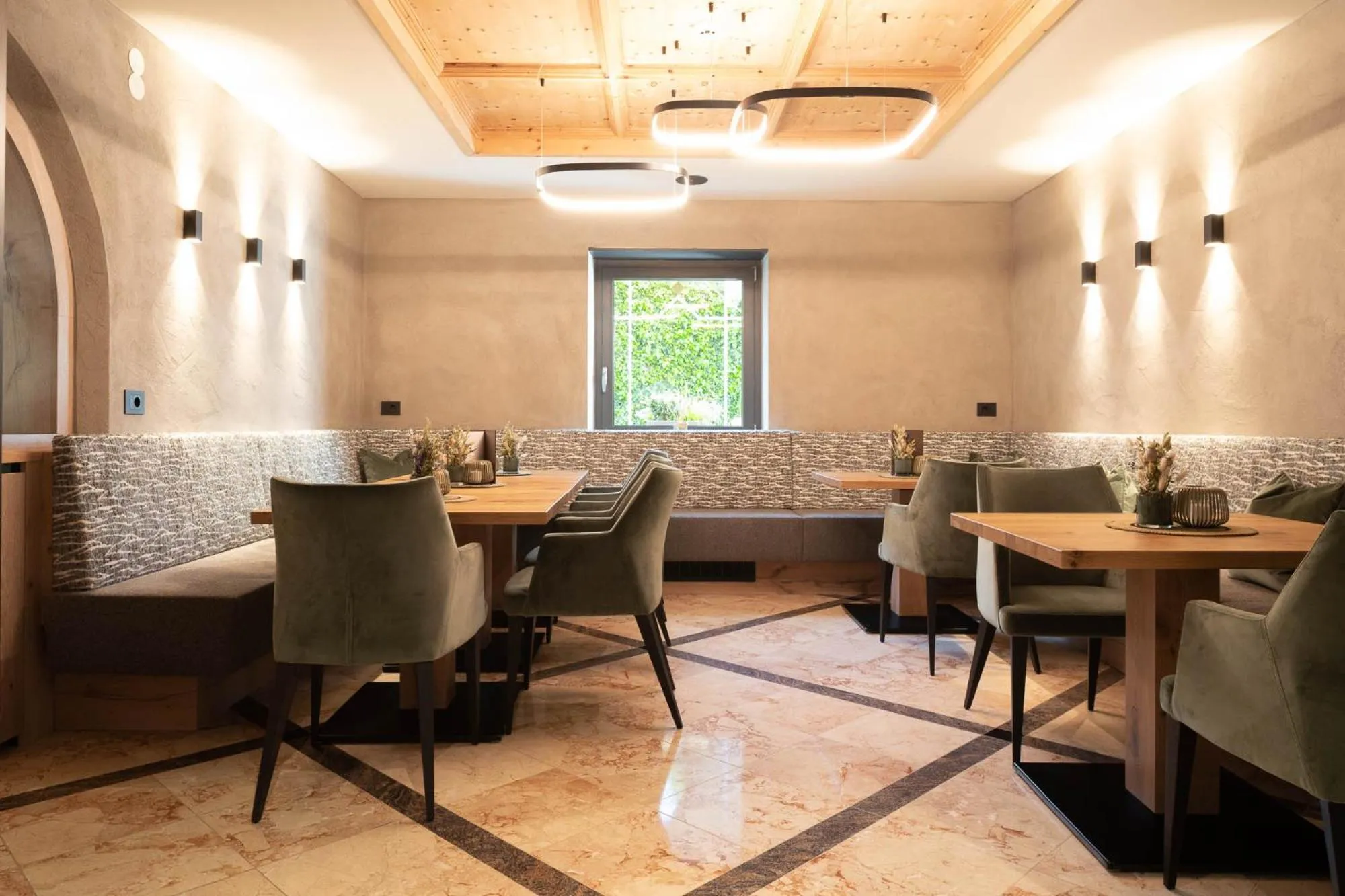 Lounge or bar in Hotel Burggräflerhof