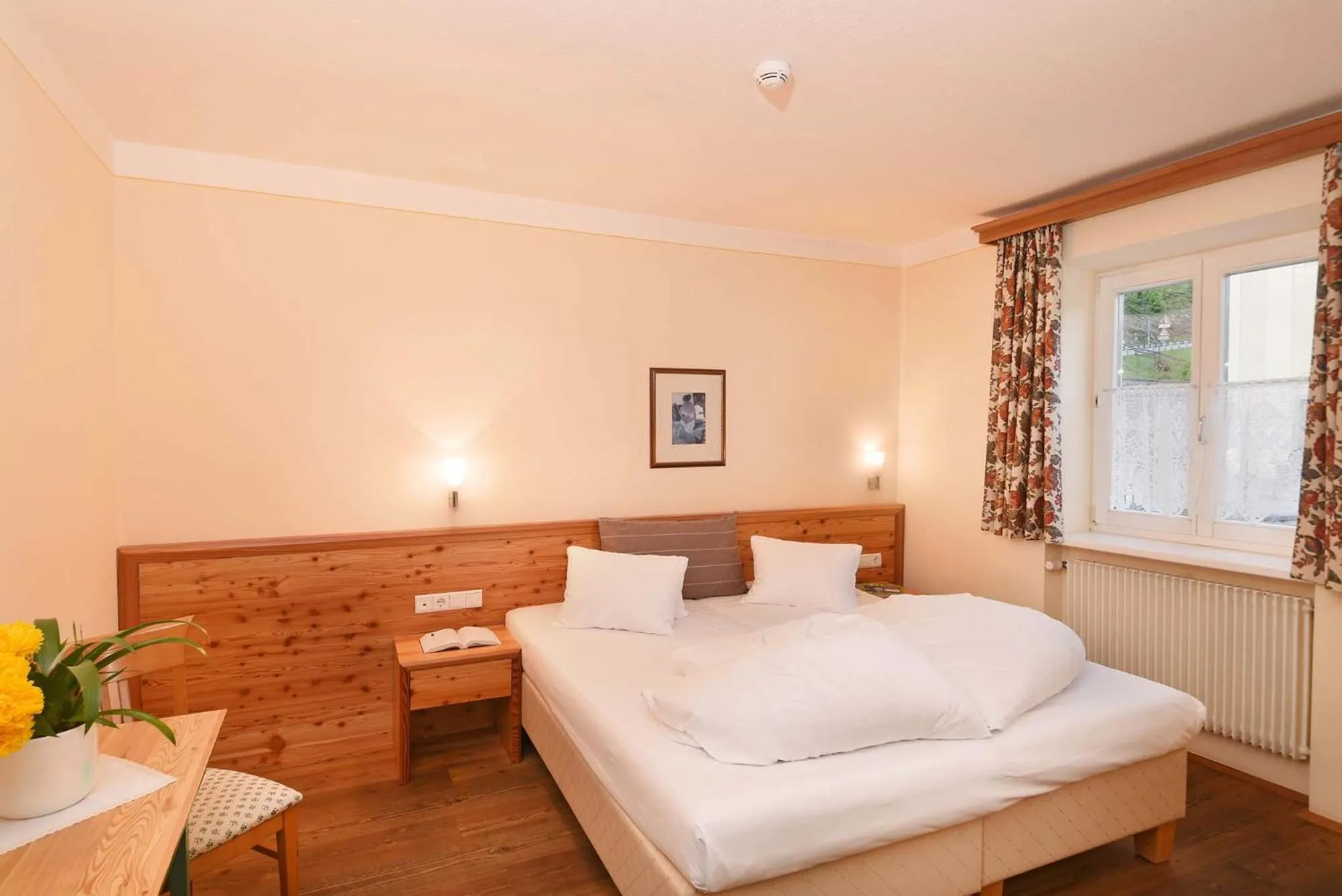 Photo of the whole room, Bed in Hotel Gassenwirt