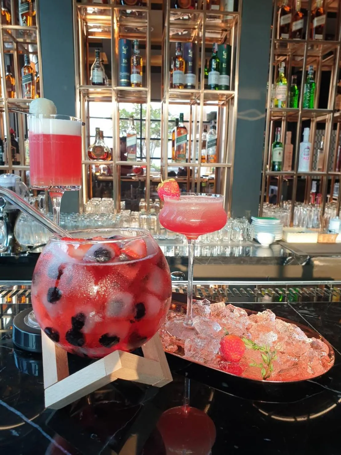 Lounge or bar in Grand Tara Garden Thai Hotel