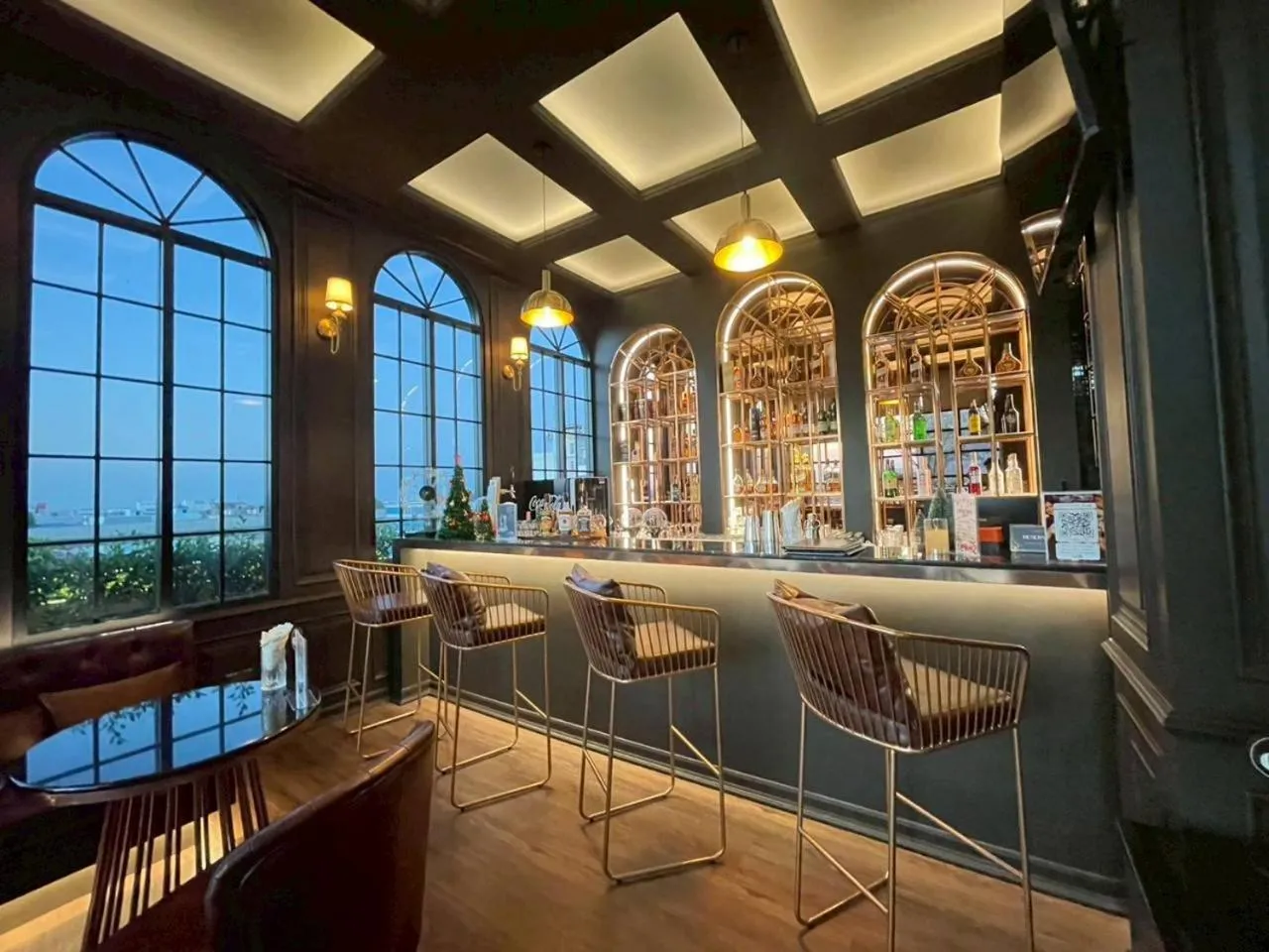 Lounge or bar in Grand Tara Garden Thai Hotel