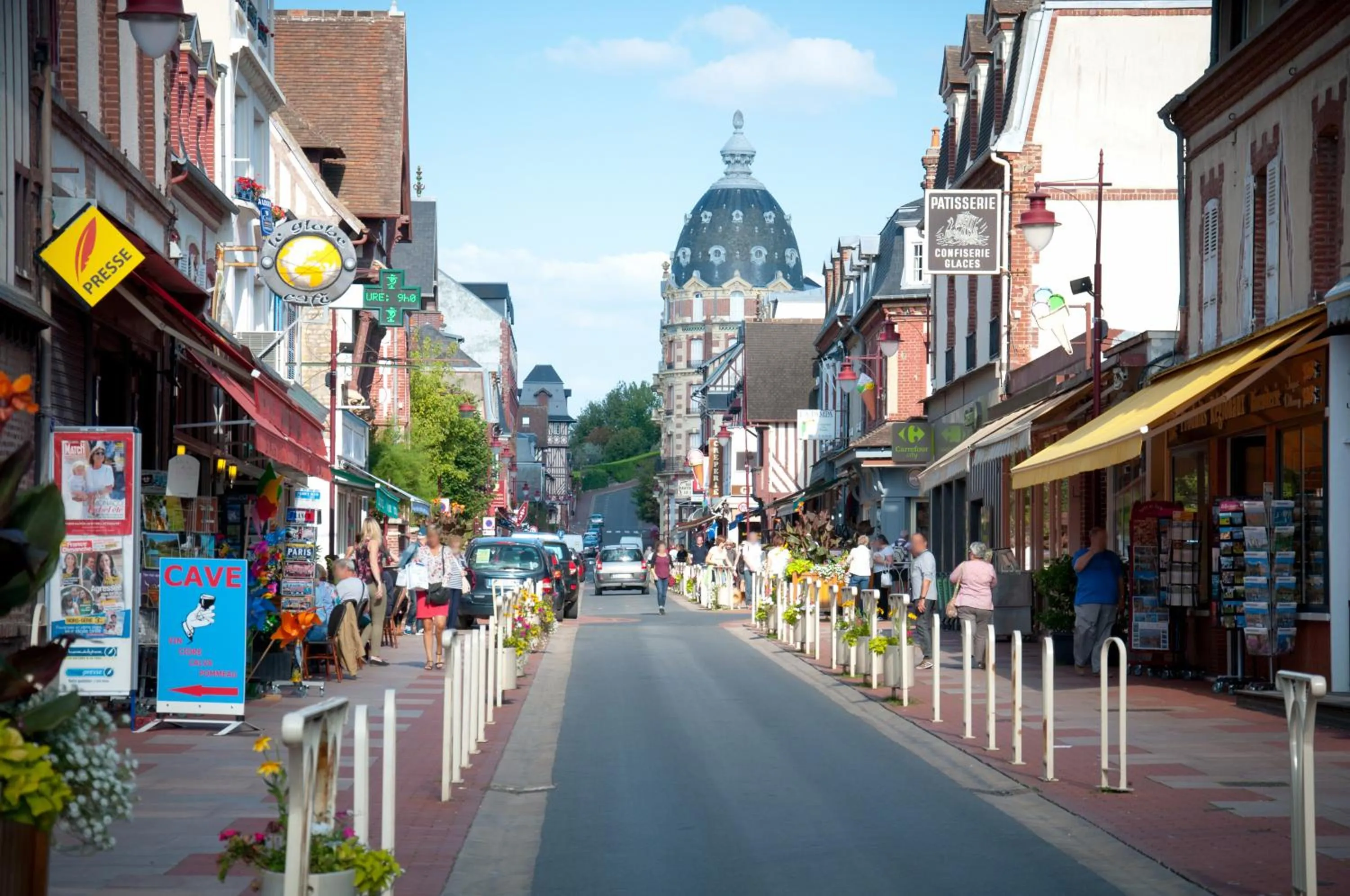 Day in Castel De Siam