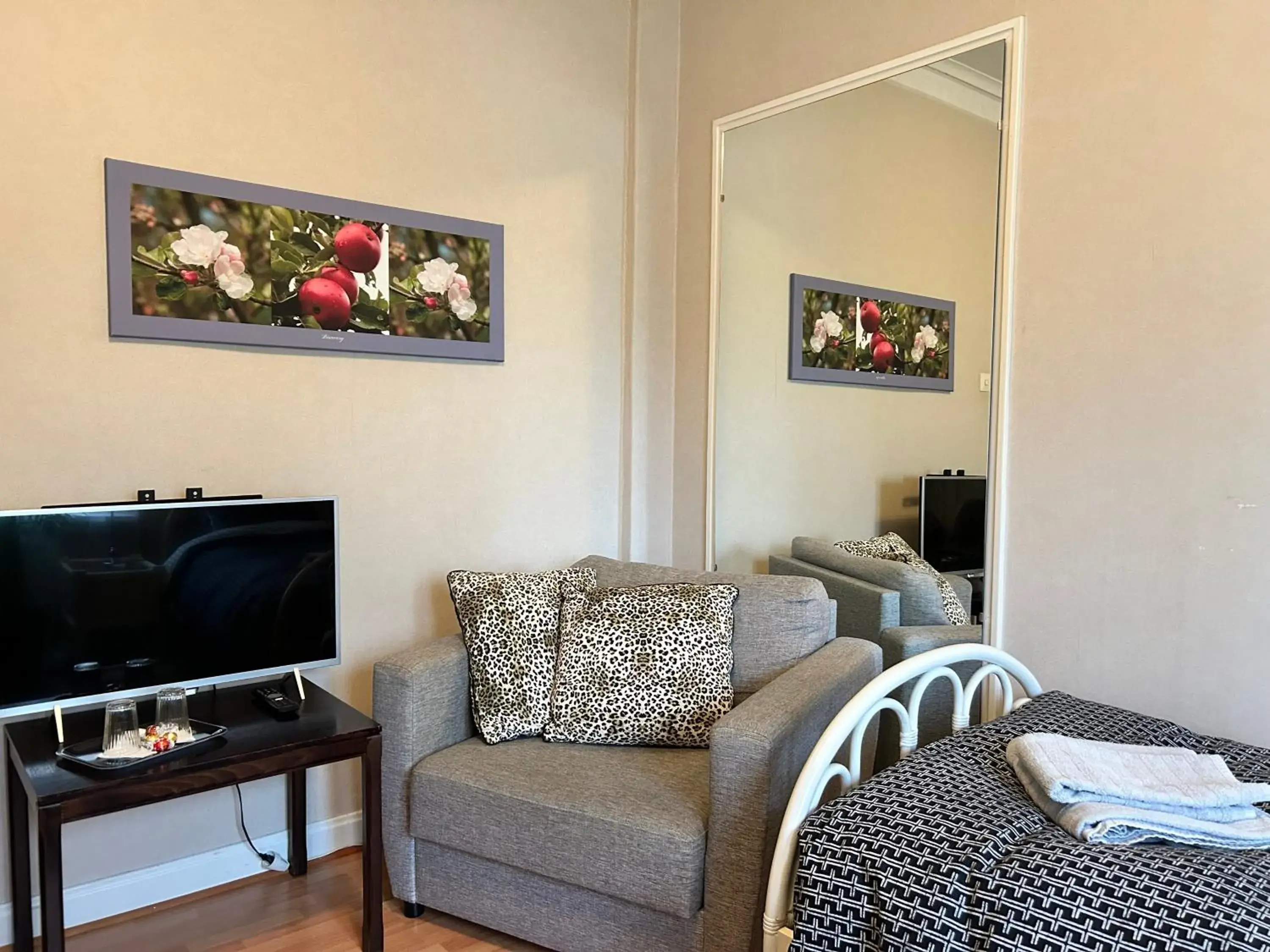 Family Room with Garden View in Ekeby i Bro Family Room with Garden View in Ekeby i Bro