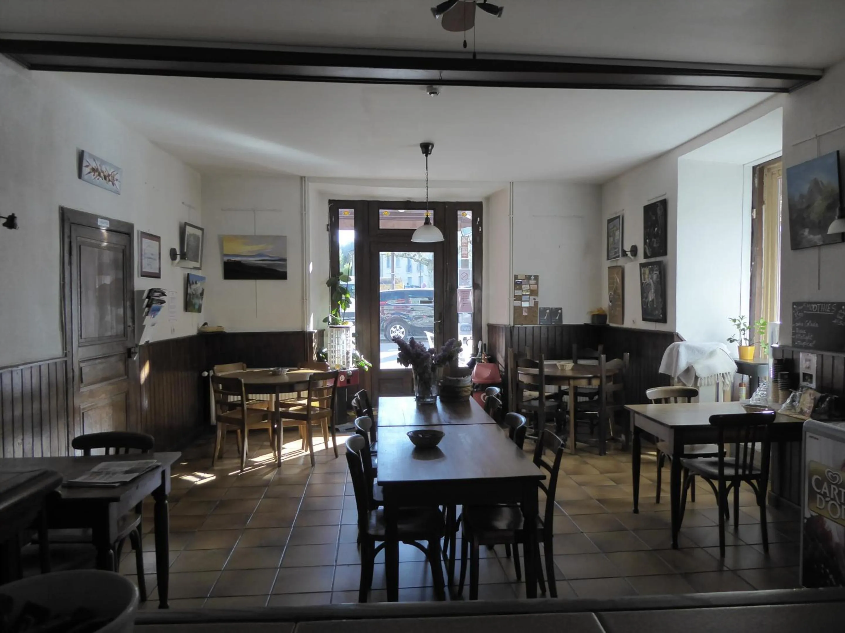 Lounge or bar in Auberge l'Escaleta