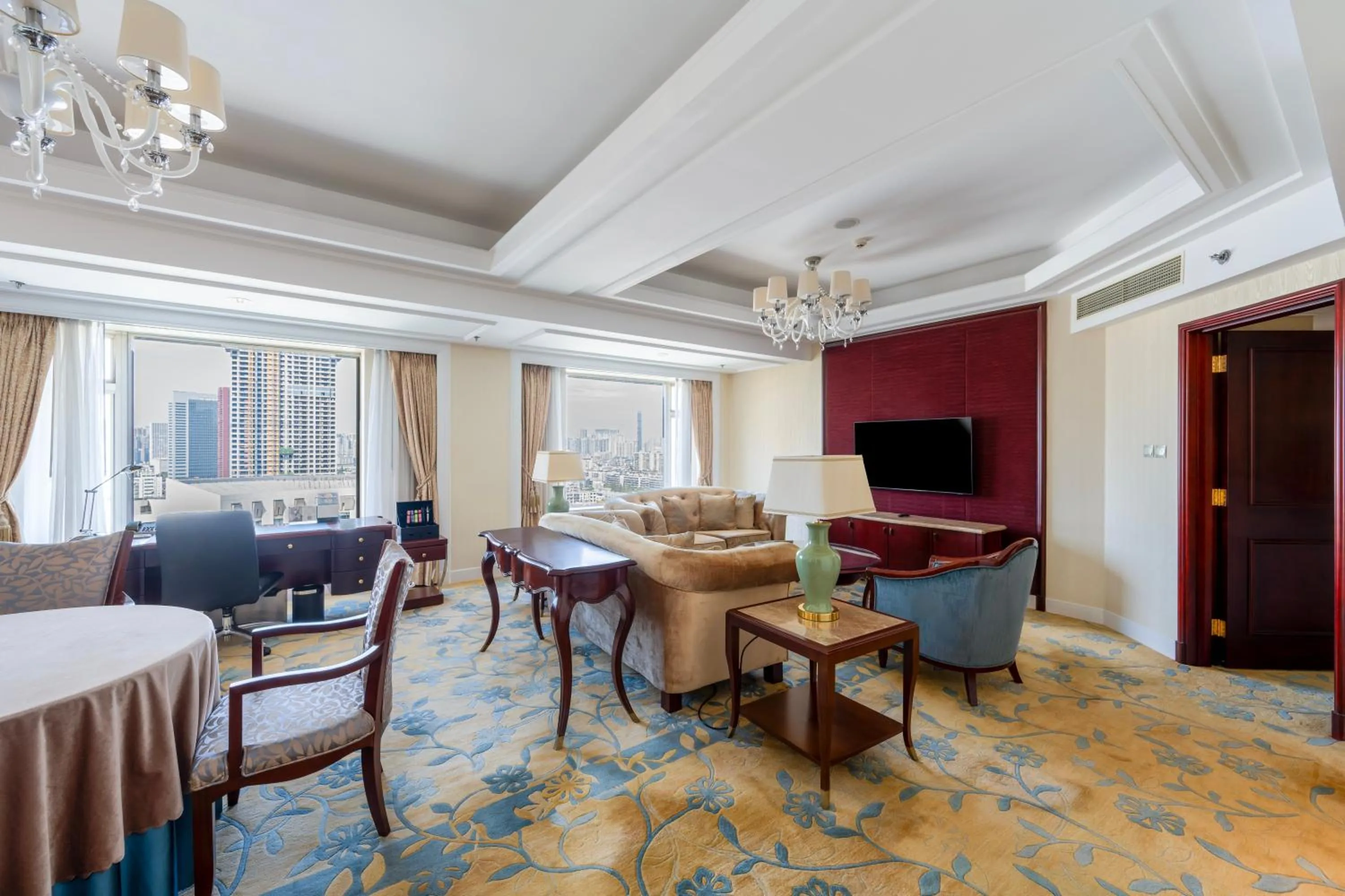 Living room in Shangri-La Wuhan
