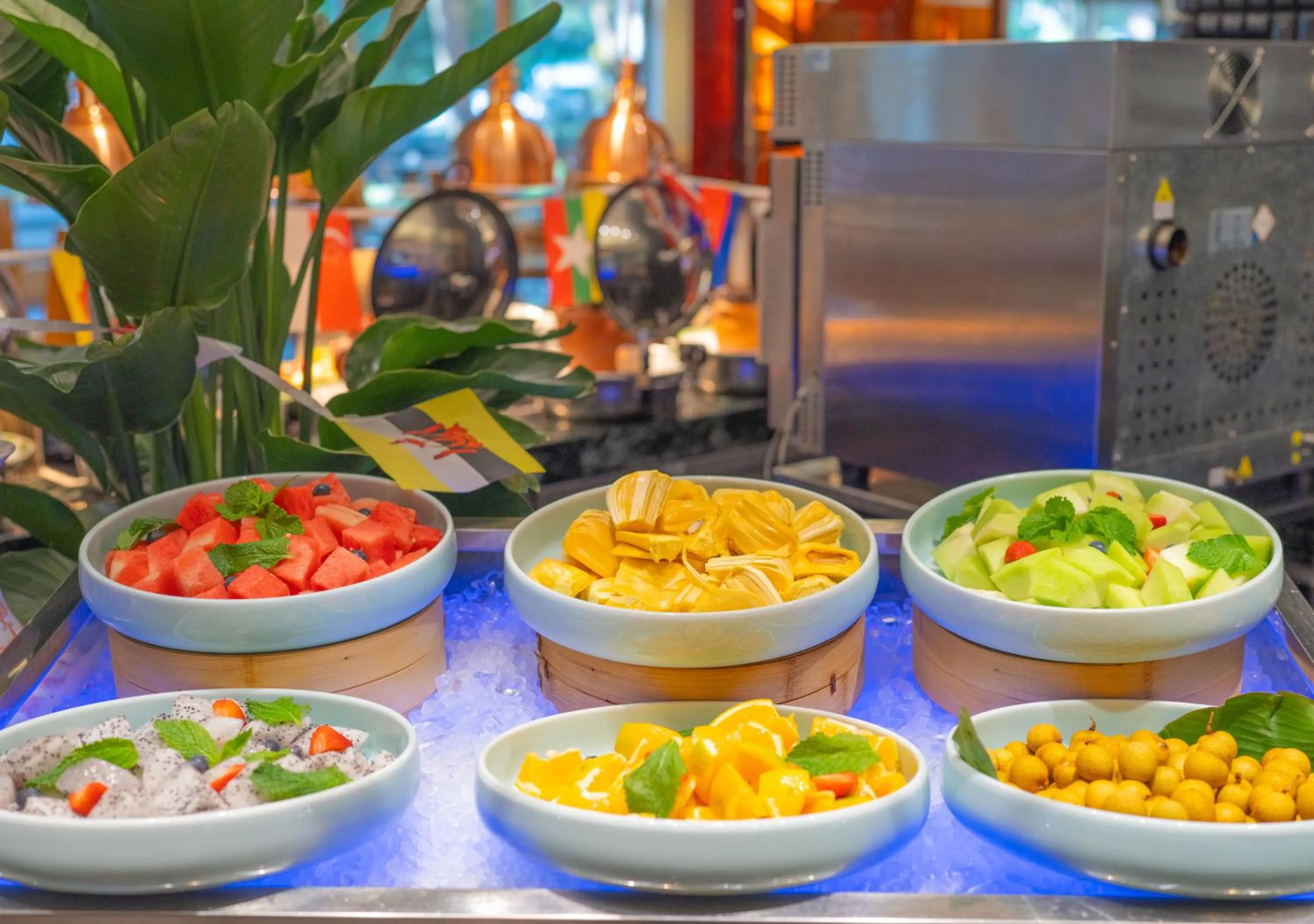 Restaurant/places to eat in Shangri-La Wuhan