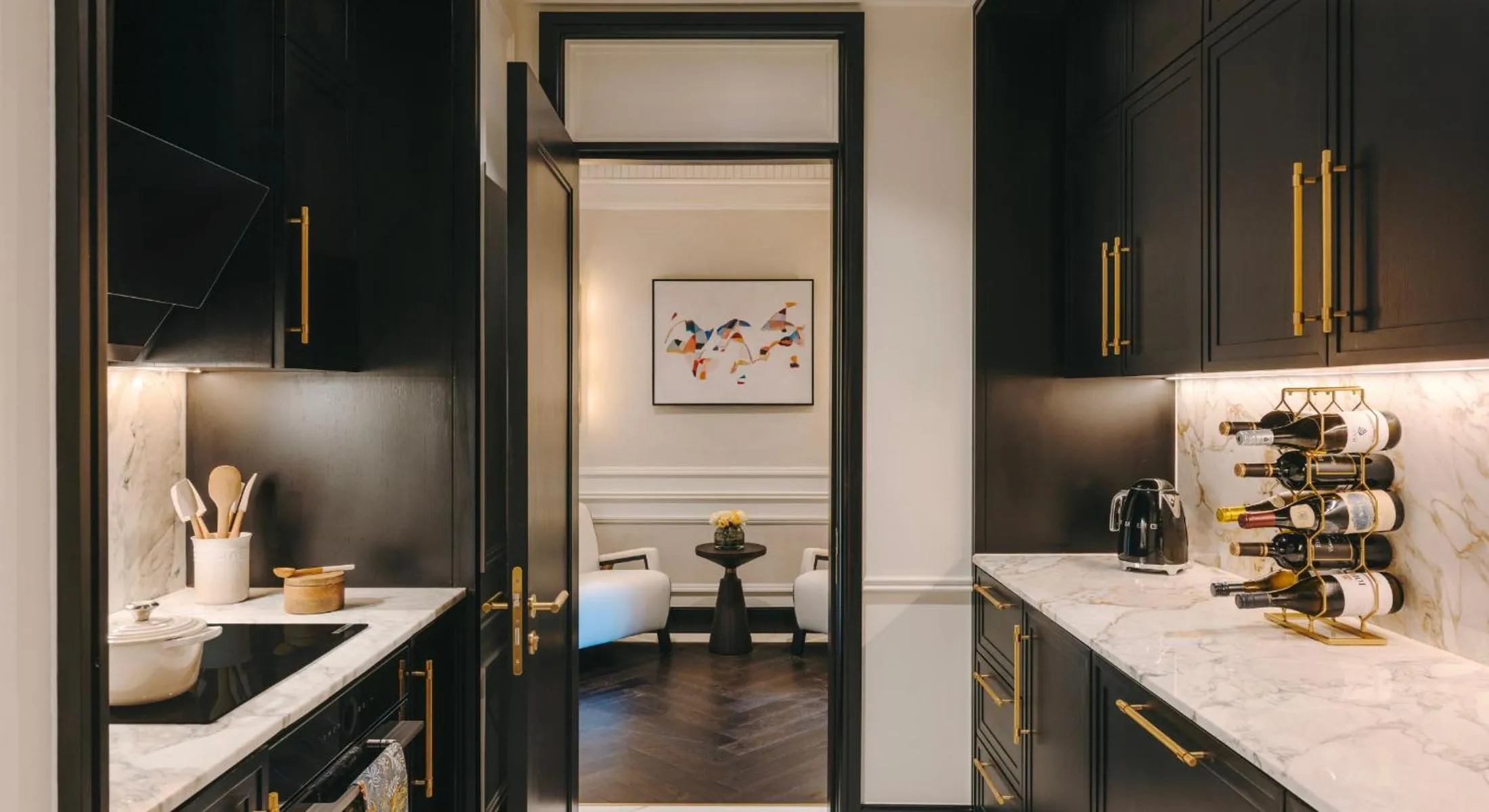 Kitchen or kitchenette in Cape Grace, A Fairmont Managed Hotel