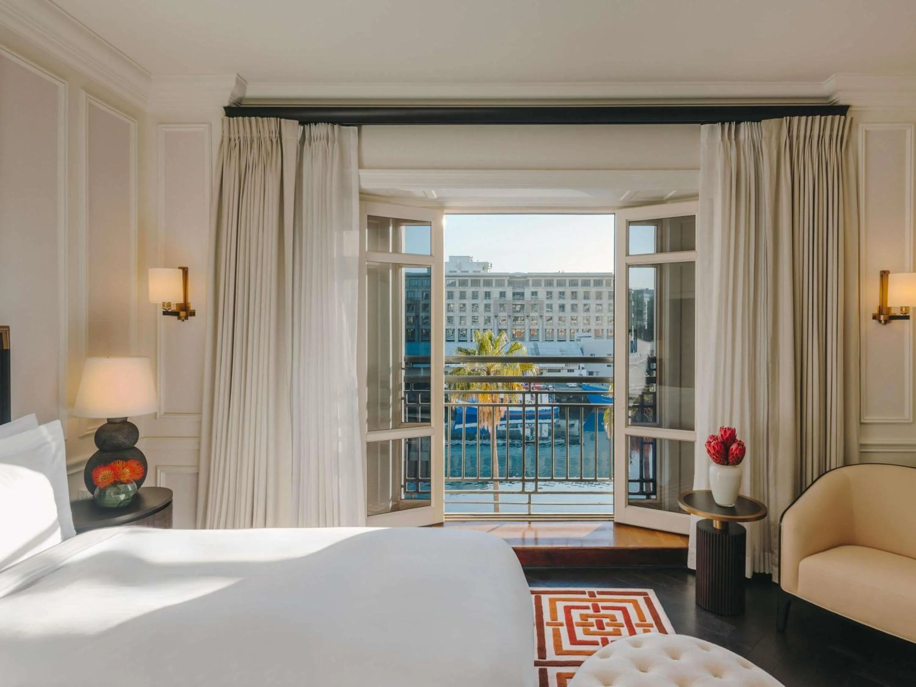 Bedroom, Bed in Cape Grace, A Fairmont Managed Hotel