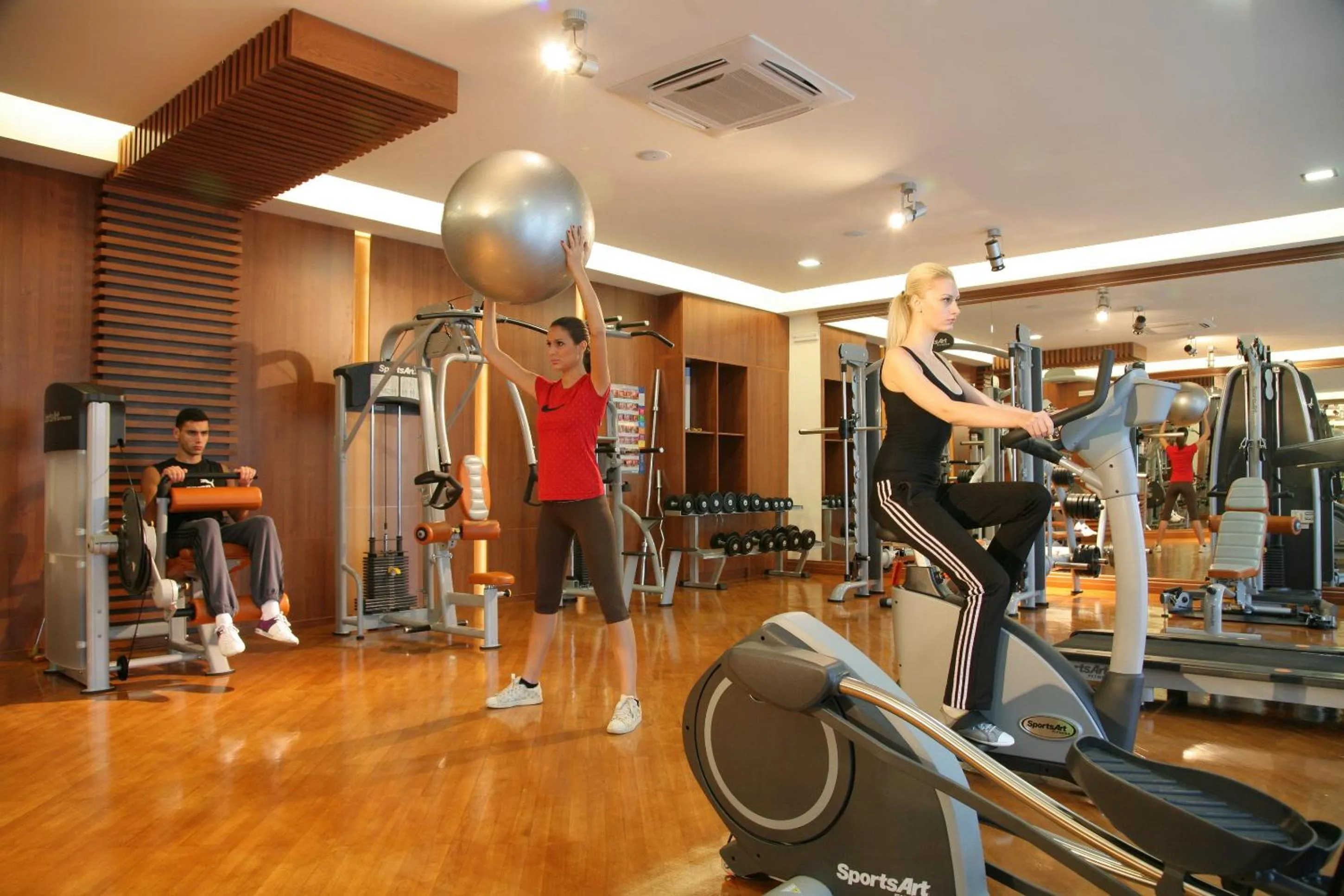 People in Hotel Aleksandar