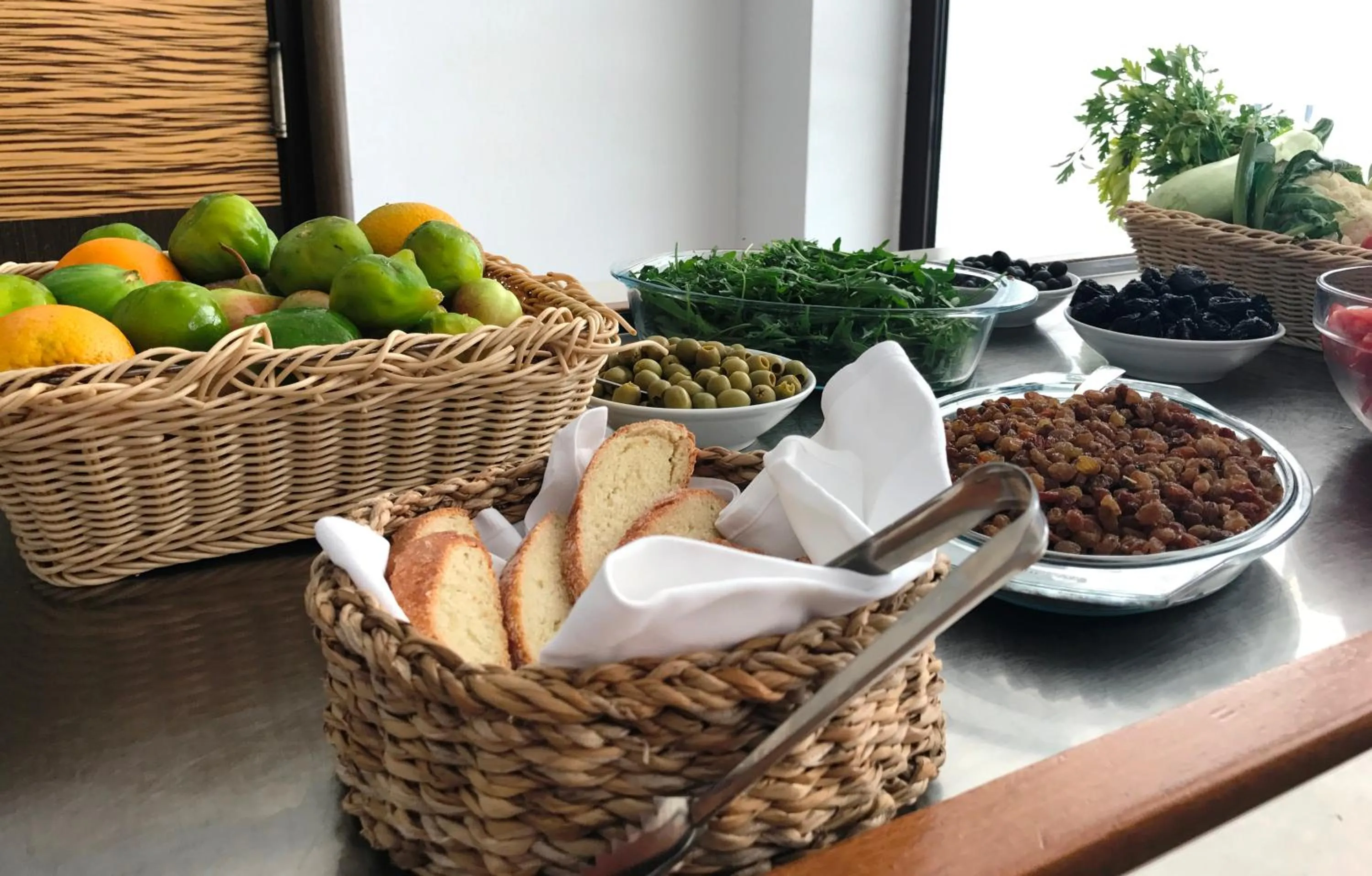 Food and drinks in Hotel Aleksandar