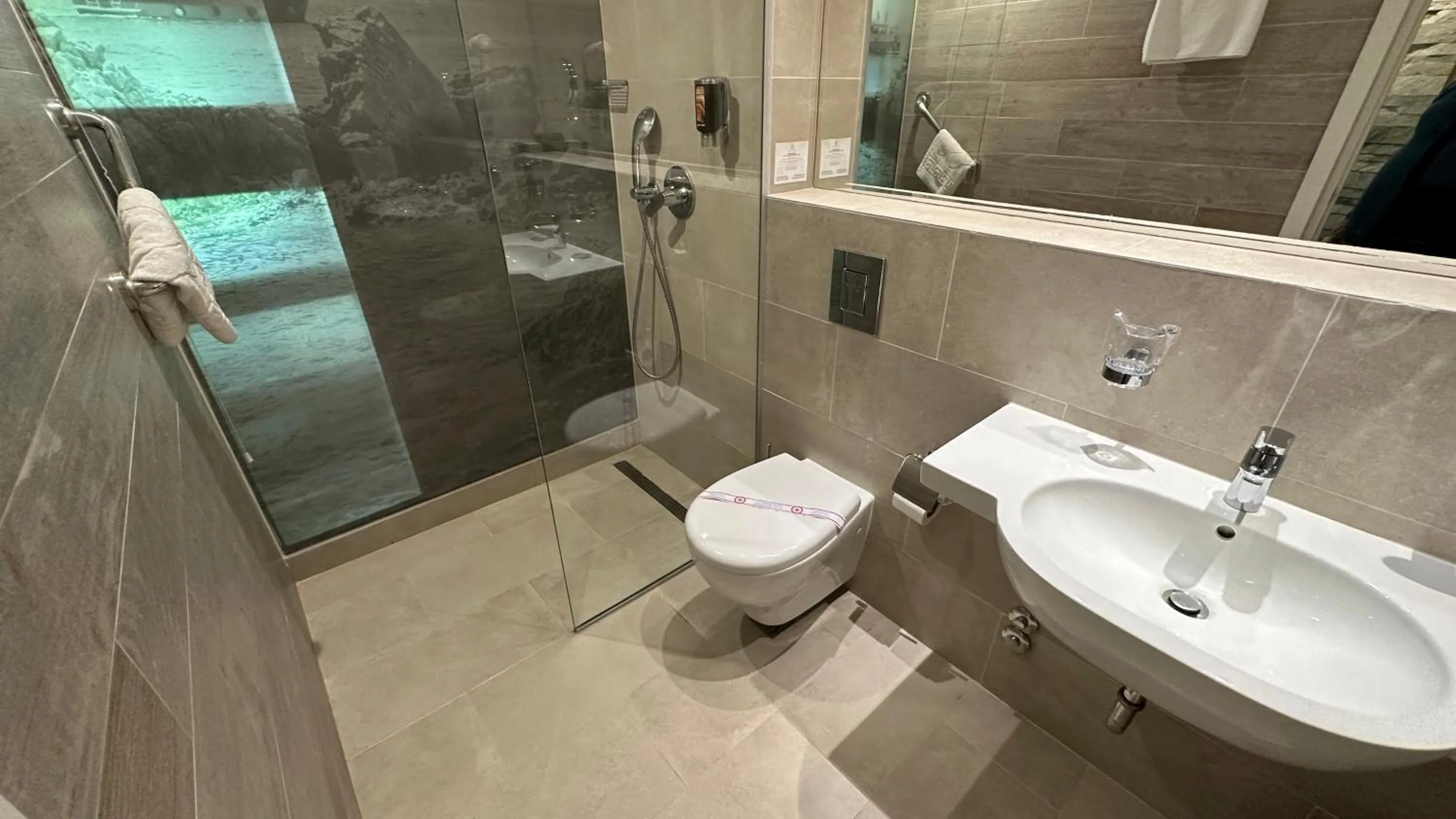 Bathroom in Hotel Aleksandar