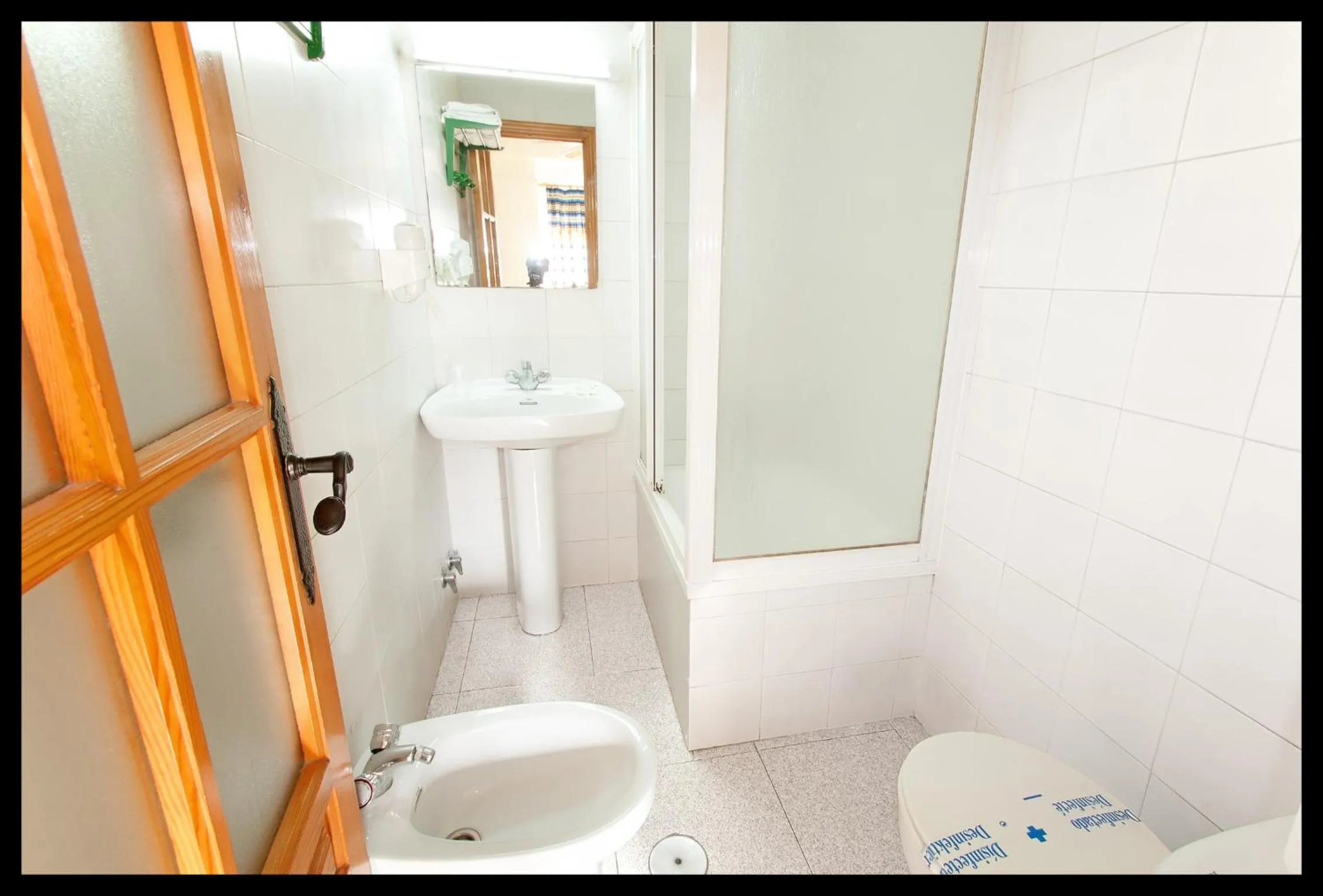 Bathroom in Hostal Estación