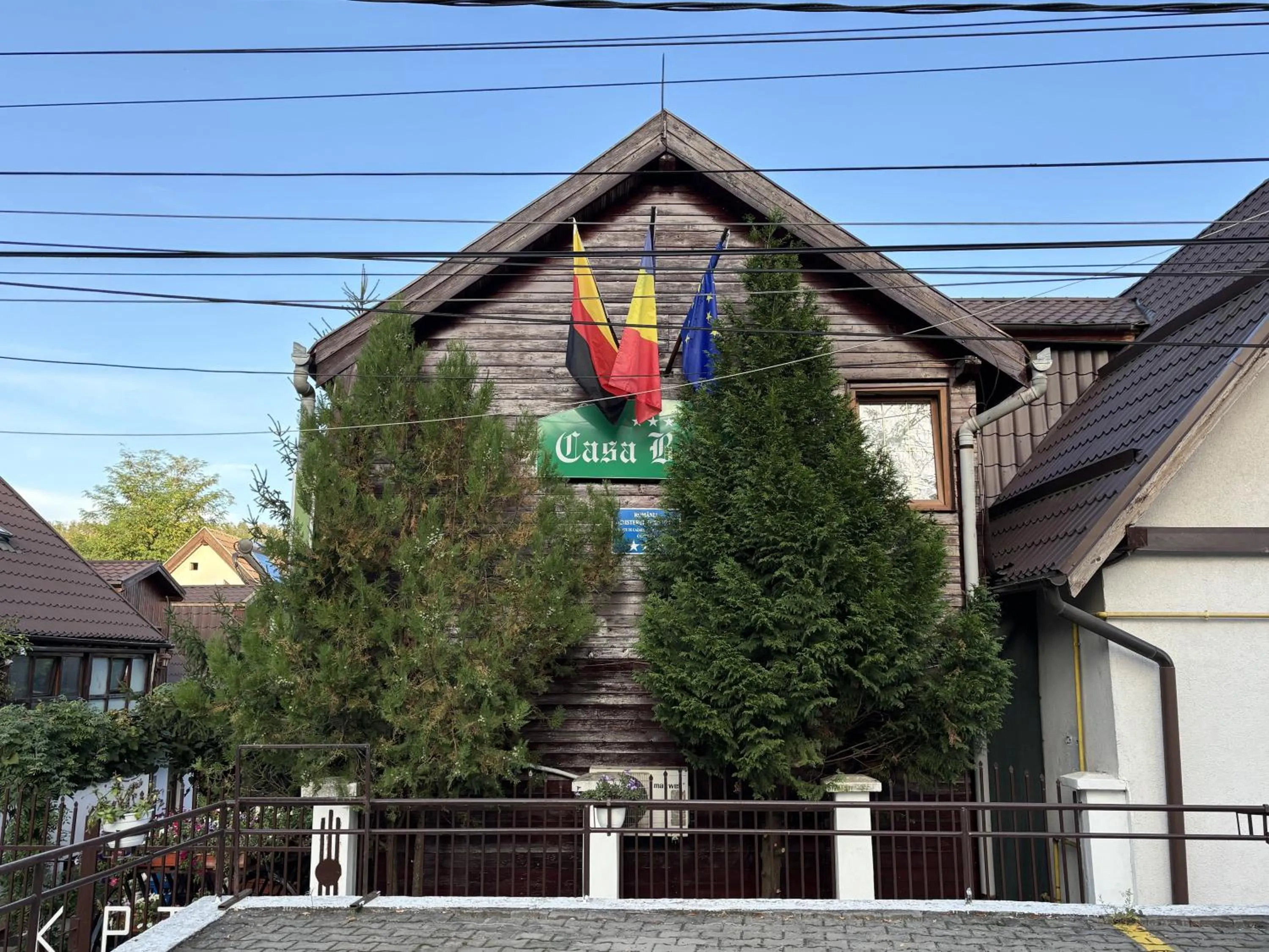 Property building in Casa Bazna