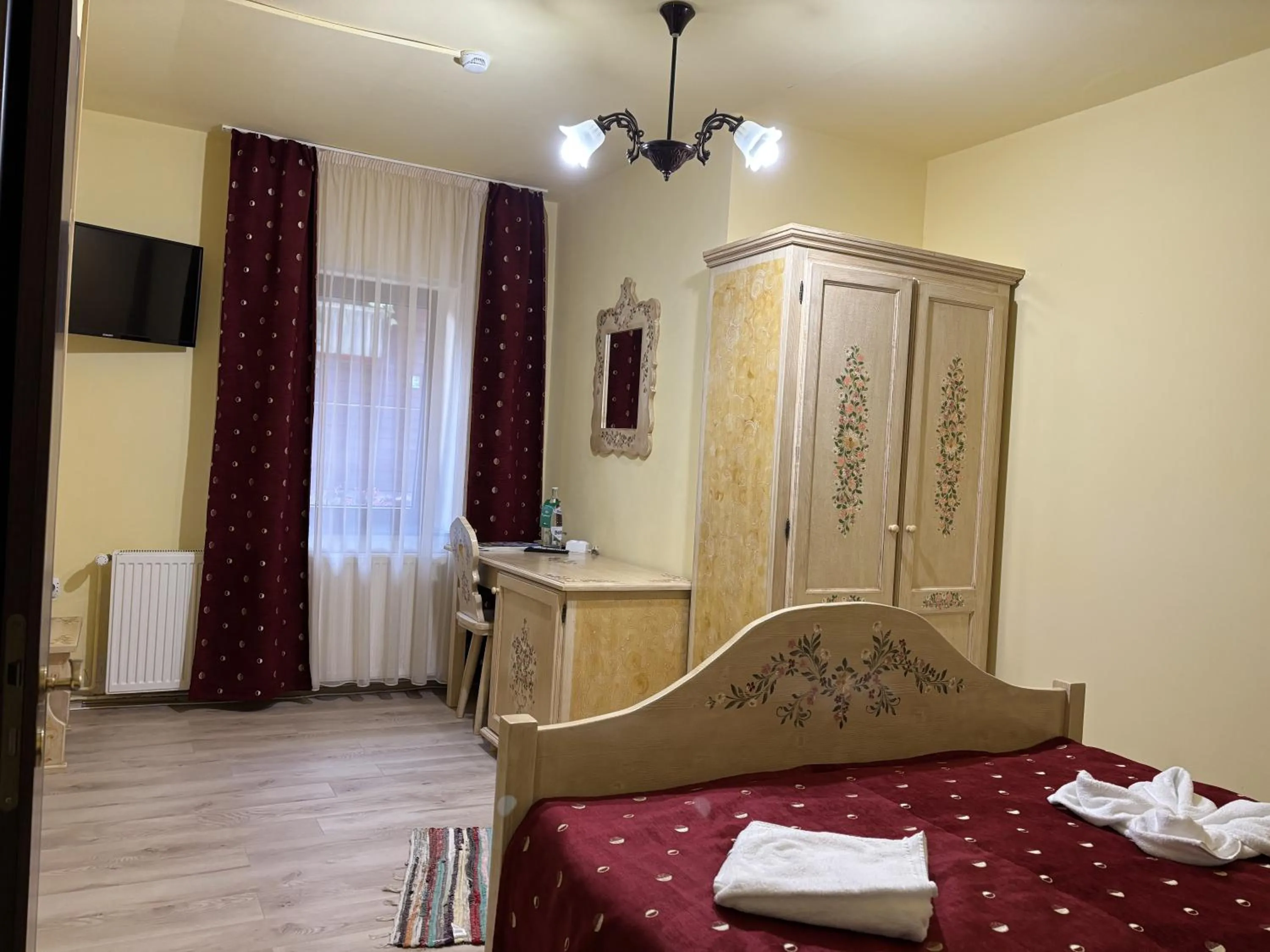 Photo of the whole room, Bed in Casa Bazna