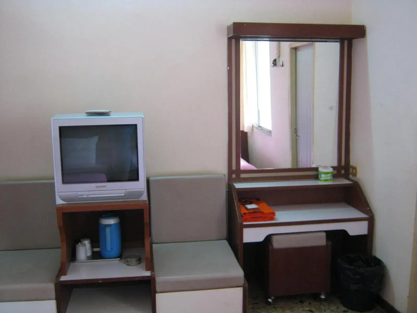 Twin Room in Ho Fah Hotel Twin Room in Ho Fah Hotel