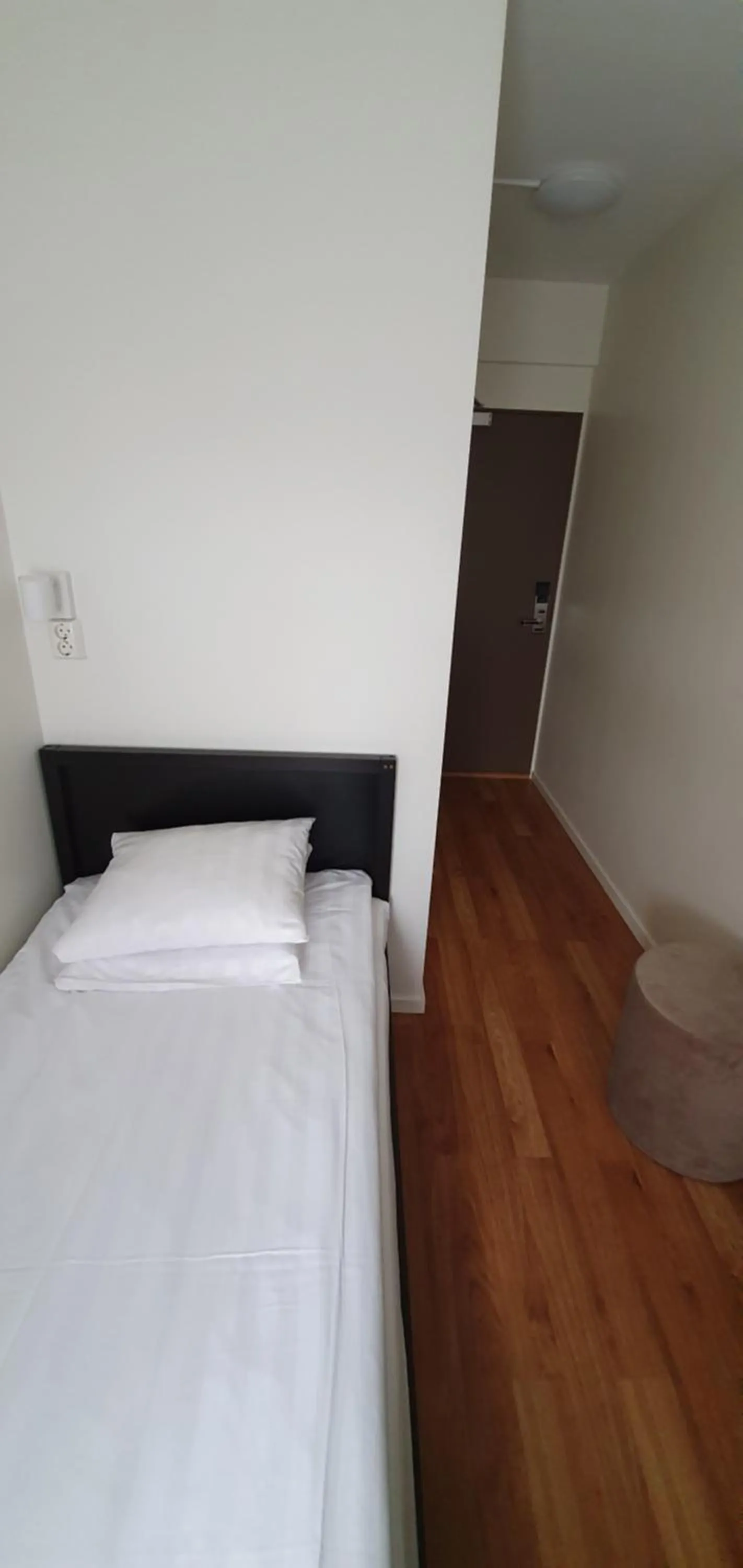 Property building, Bed in Lidingö Arena Hotel