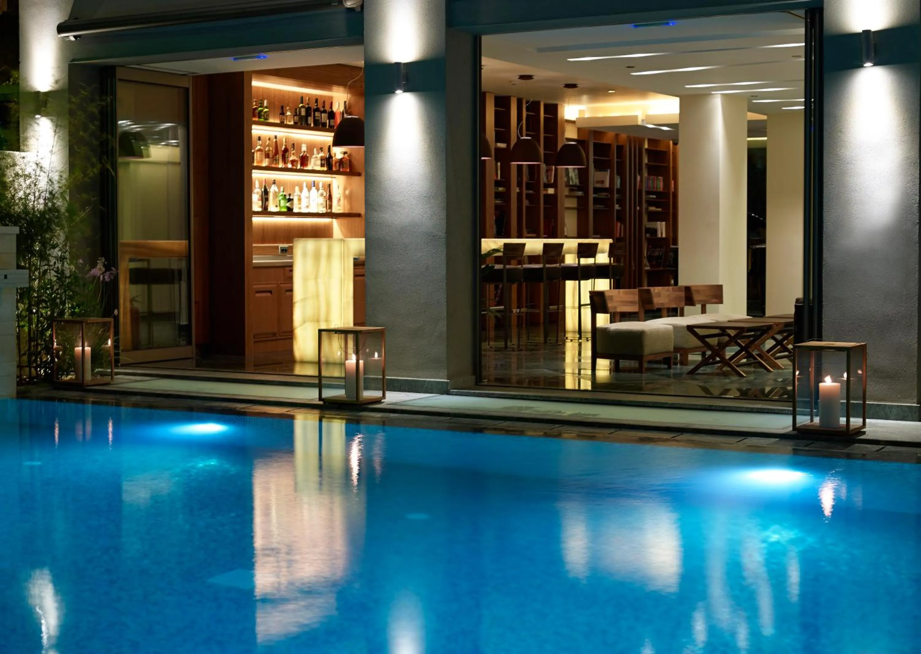 Swimming pool in Samaria Hotel