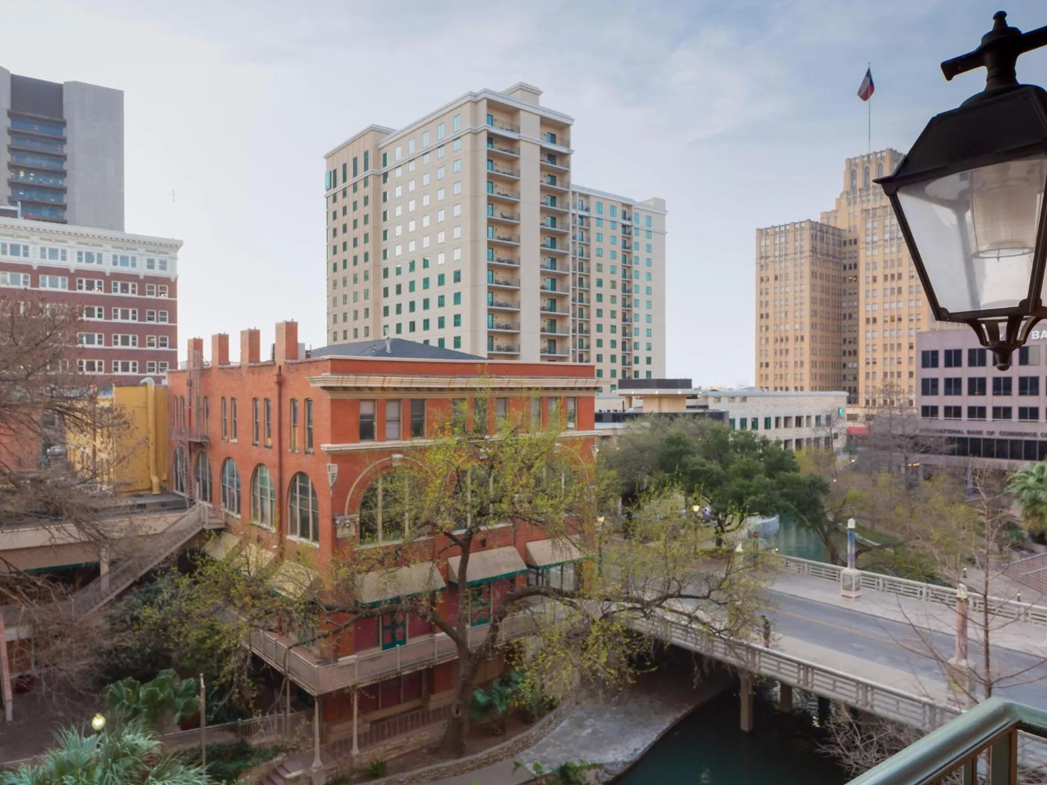Neighbourhood in Hotel Valencia Riverwalk