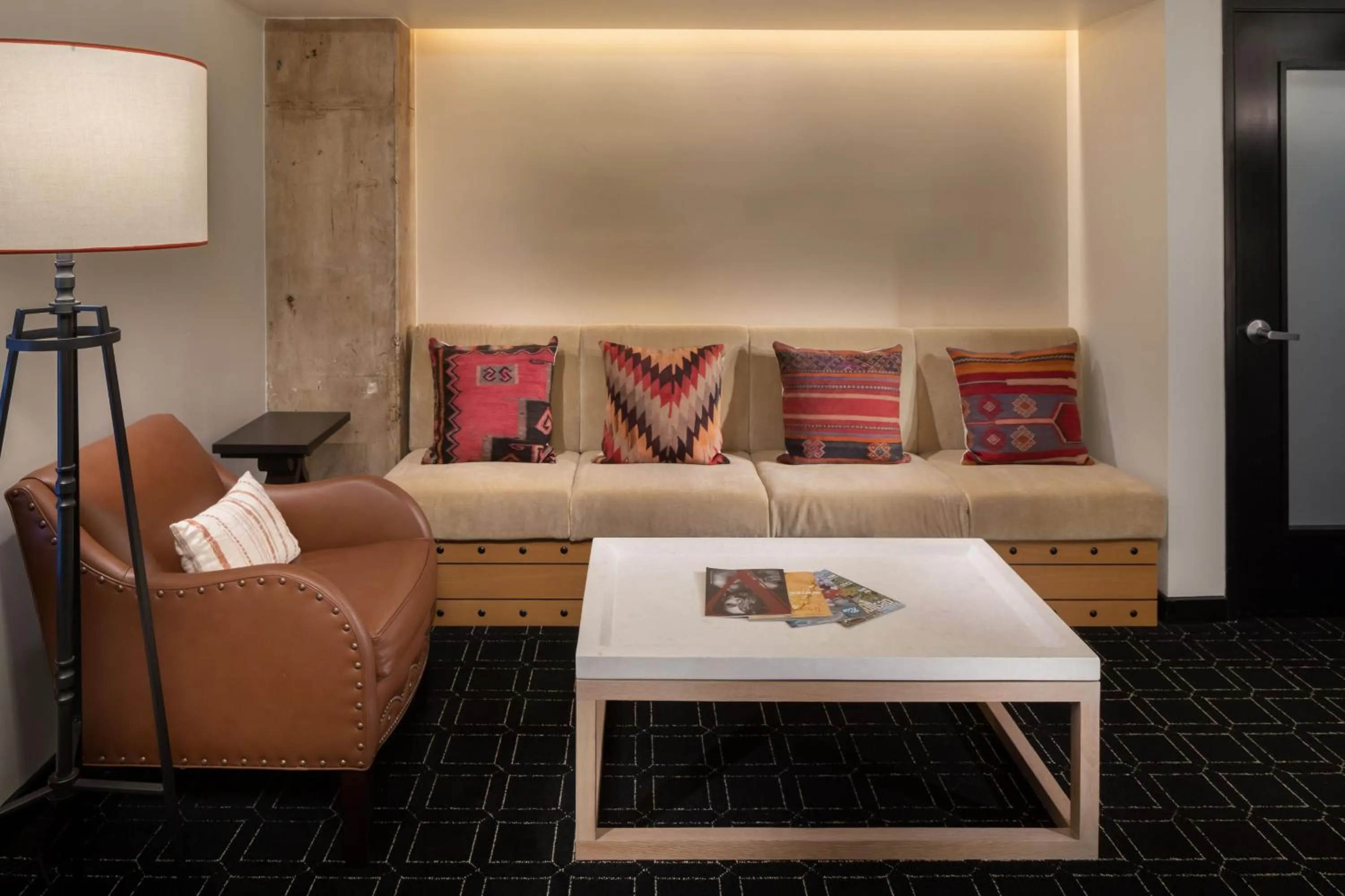 Hotel Valencia Riverwalk