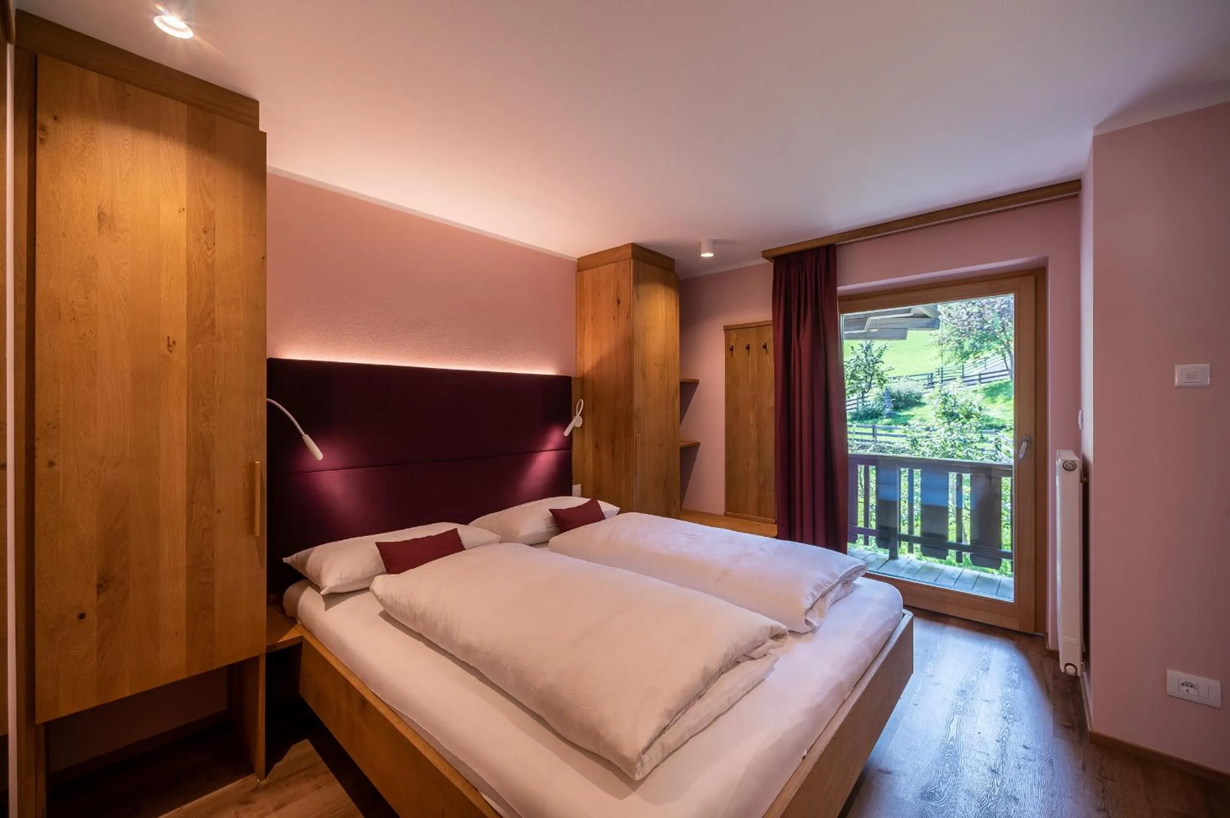 Bedroom, Bed in Residence Soratru