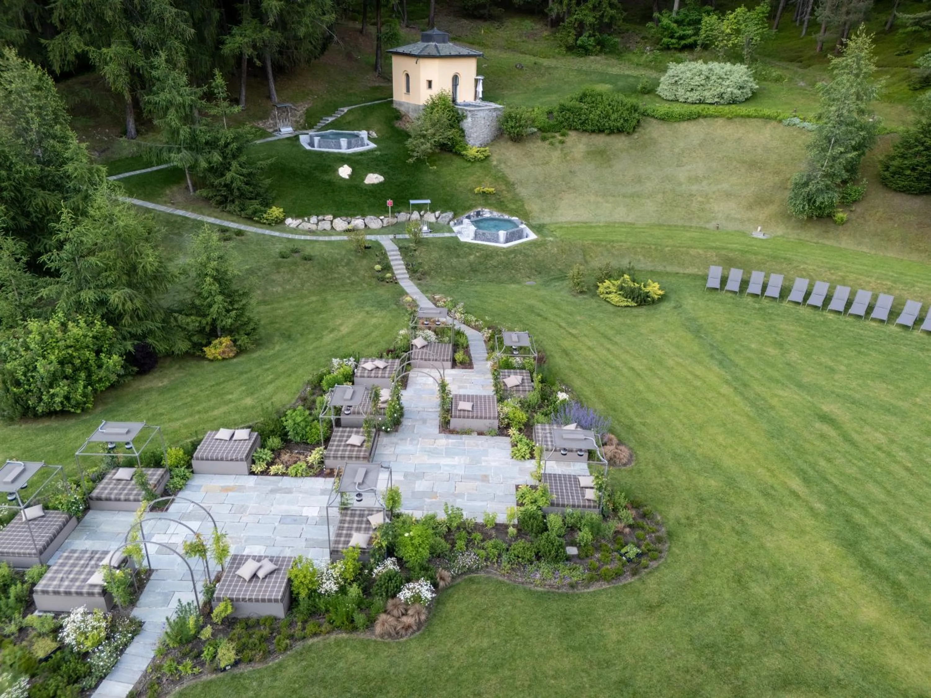 Property building in QC Grand Hotel Bagni Nuovi