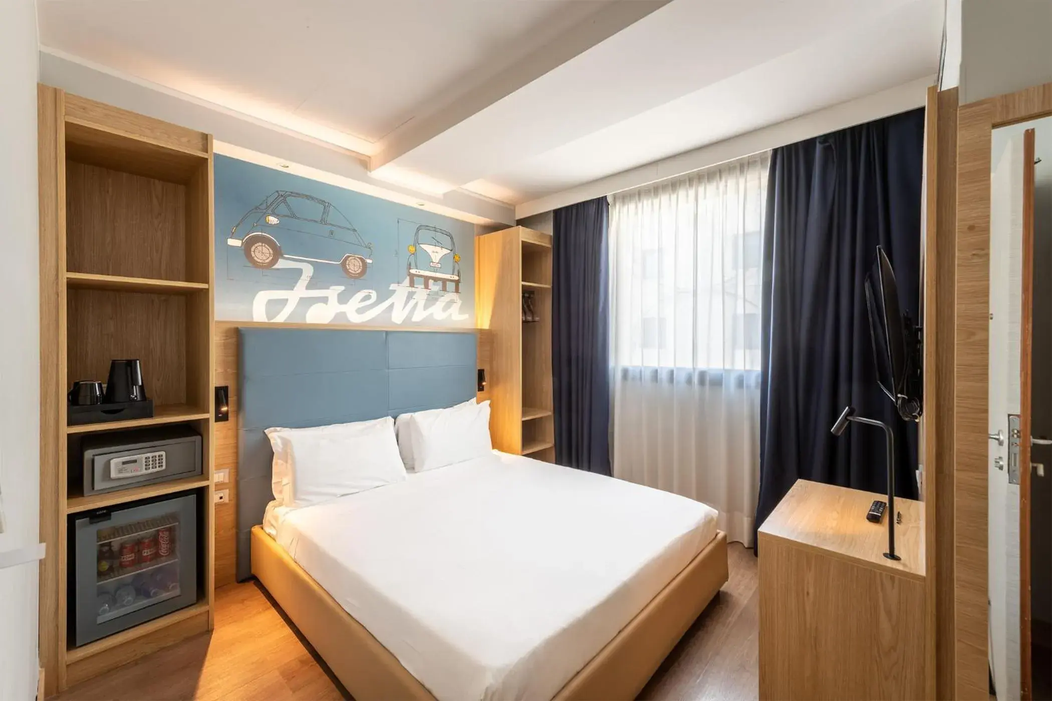 Economy Double Room - single occupancy in Neo Hotel Economy Double Room - single occupancy in Neo Hotel