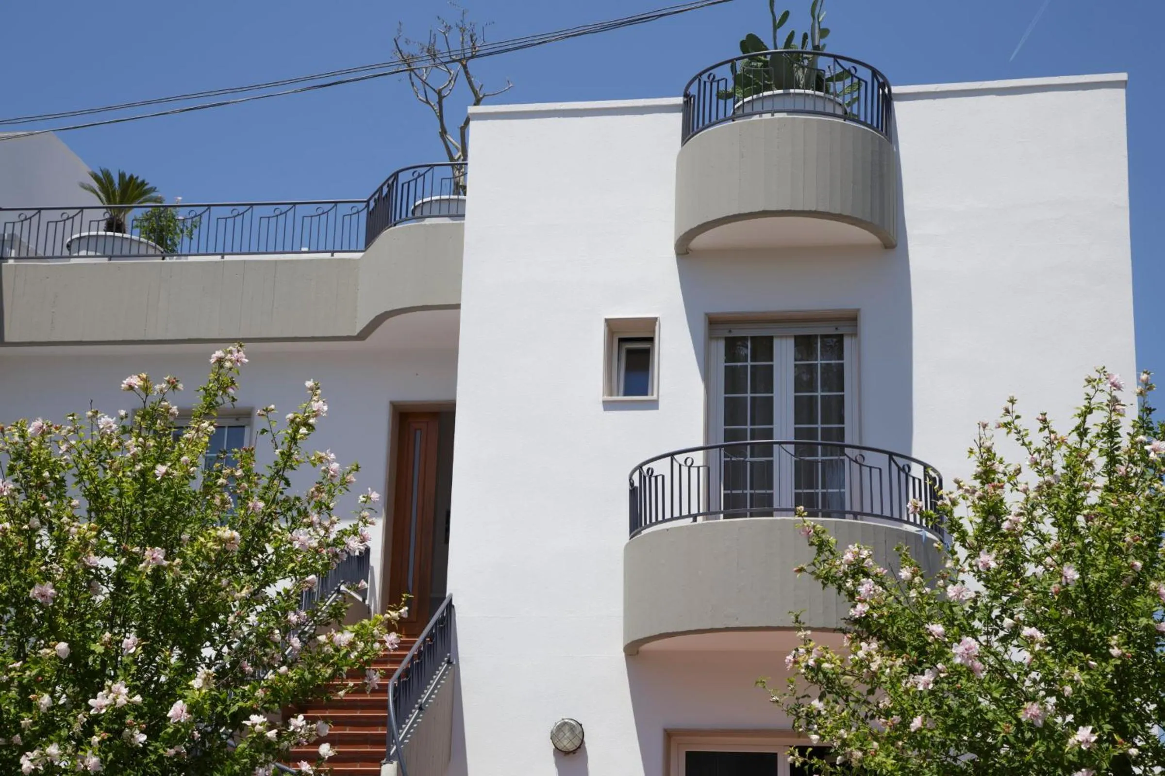 Facade/entrance in Innsud