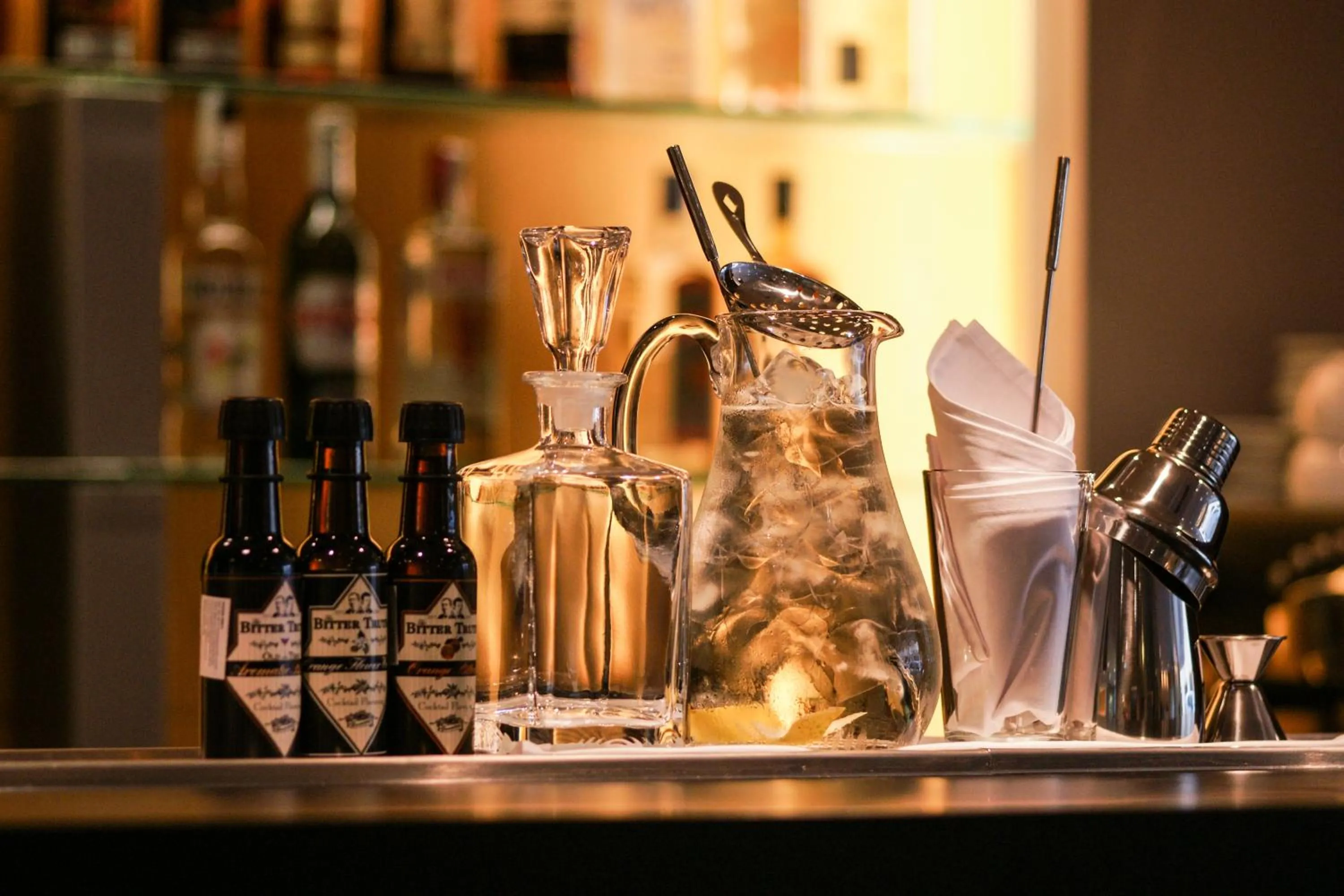 Drinks in Hotel Avance