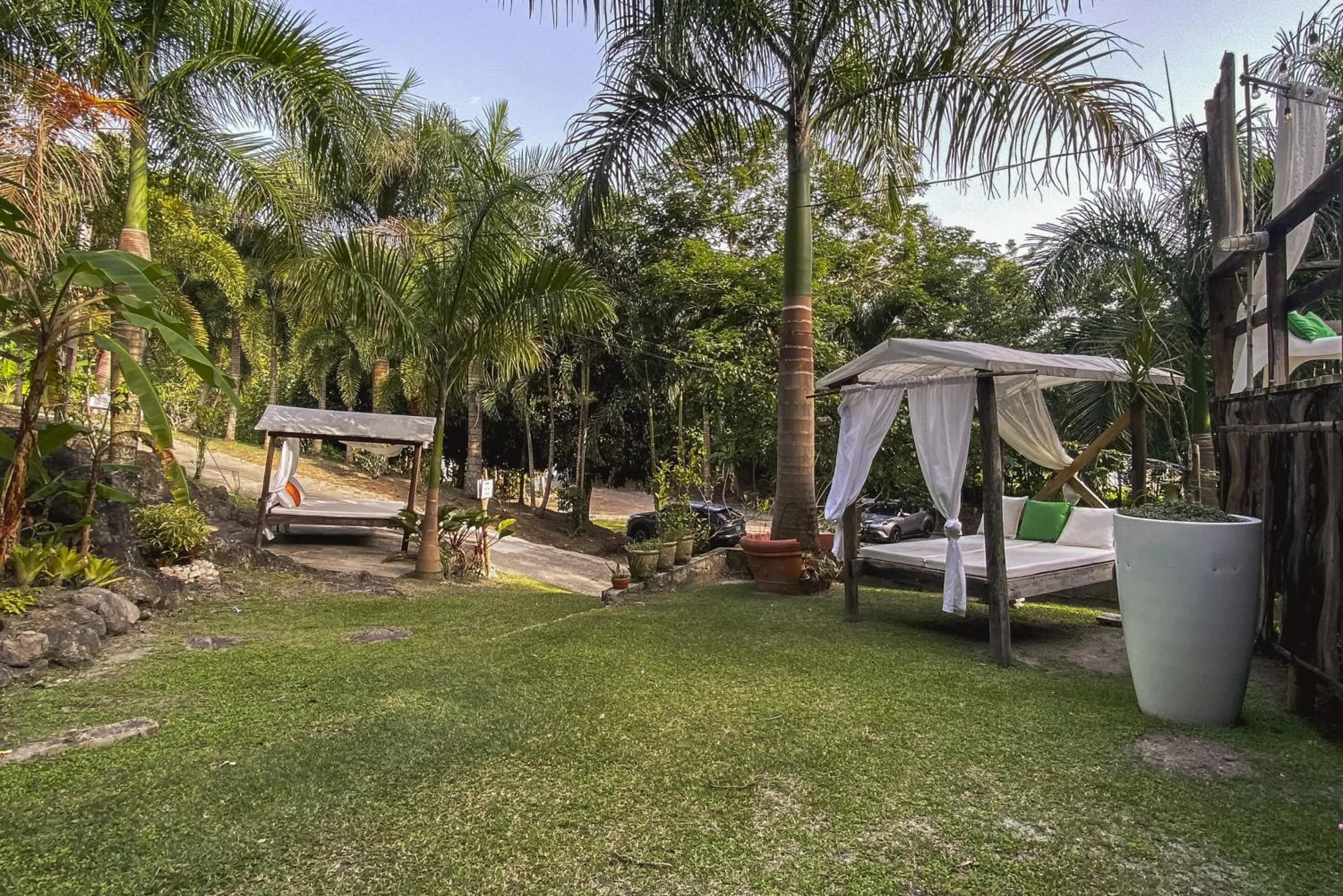 Area and facilities in Hacienda Tres Casitas