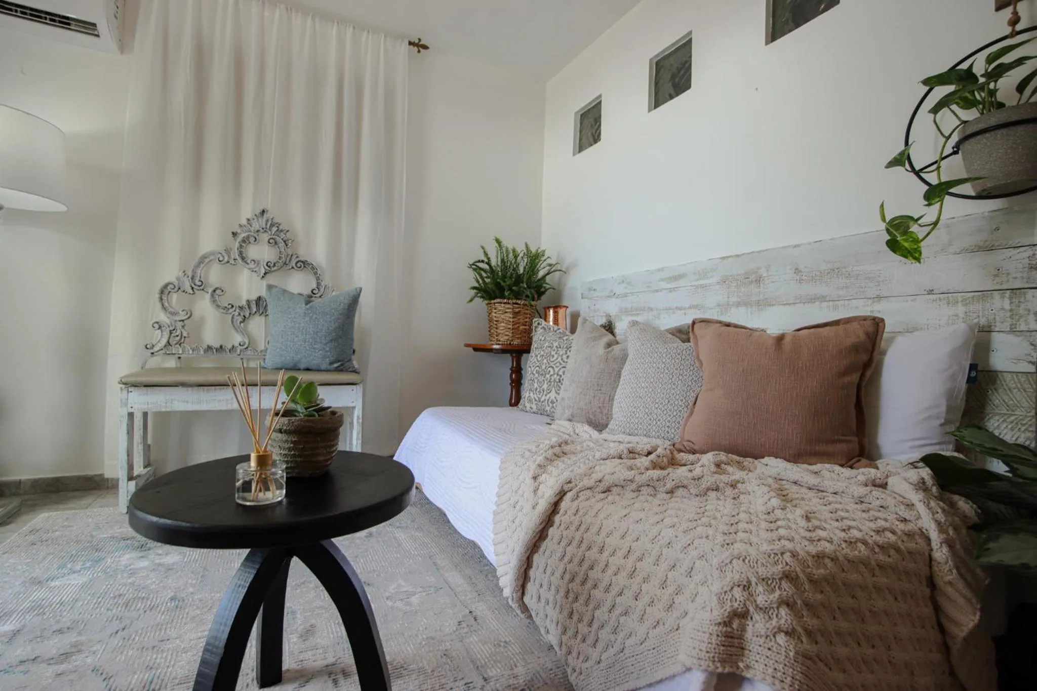 Family, Bed in Hacienda Tres Casitas